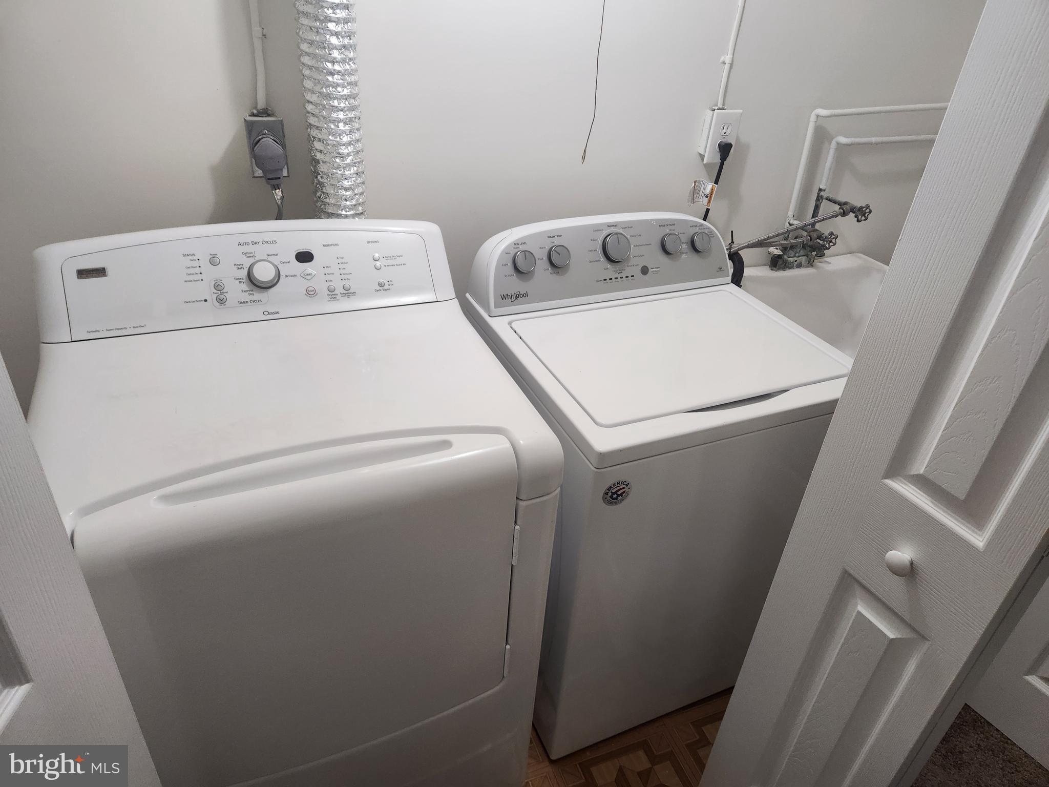 ELKHORN LANDING - Residential Lease