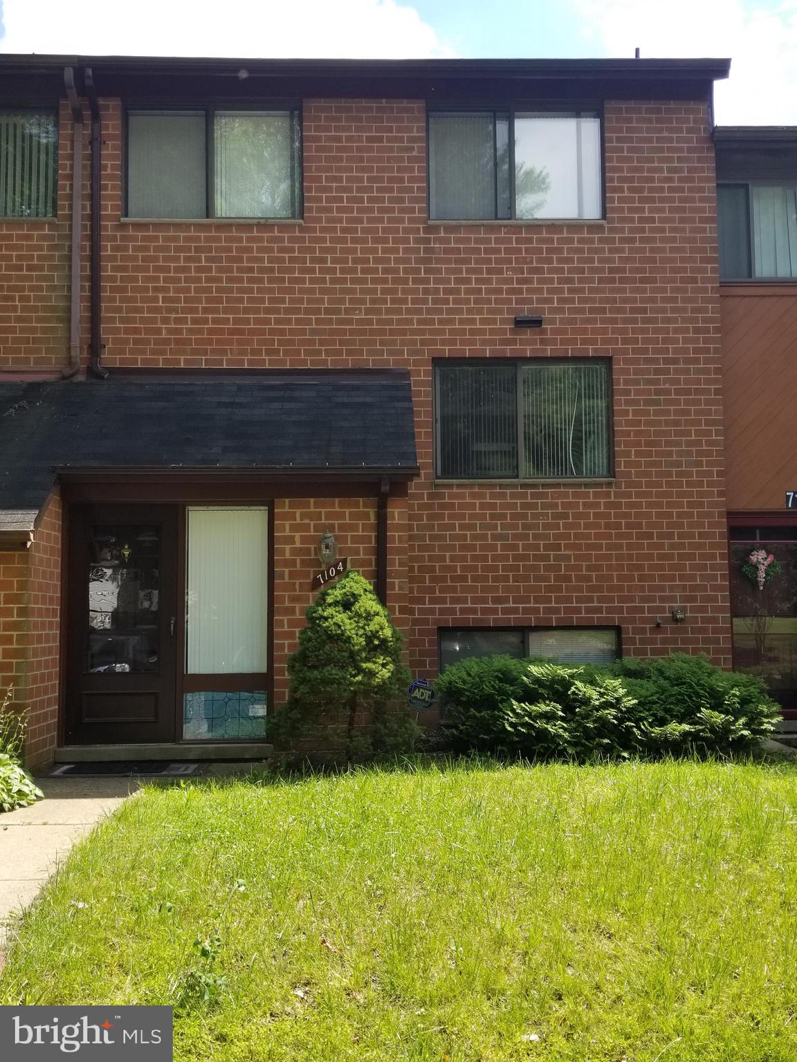 Beautiful, well maintained updated three level townhome greets you with a landscaped front yard, bright foyer, hardwood floors and open flowing floor plan. Fully equipped kitchen with stainless steel appliances. Townhouse features hardwood floors, spacious dining and living room areas, kitchen with table space, patio, family room, 4 bedrooms, 2 full & 2 half baths, Master bedroom with full bath, wall to wall carpet, wood burning fireplace, walk-in closet, ceramic tiles in bathrooms, The walk-out lower level is completely finished with a half bathroom, a huge recreation/family room, 4th bedroom, sliding glass doors to the patio and fenced back yard, full-size washer, dryer and utility sink. Easy access to Columbia Mall, Merriweather Post Pavilion and the Columbia Association facilities, including indoor and outdoor pools, tennis courts, community center and miles of paved walking/running/biking trails and Lake Elkhorn, schools, shopping. Easy access to DC, MD Live and Baltimore, BWI, NASA, NSA, MARC rail.