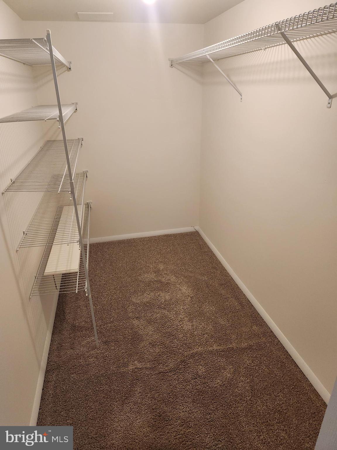 ELKHORN LANDING - Residential Lease