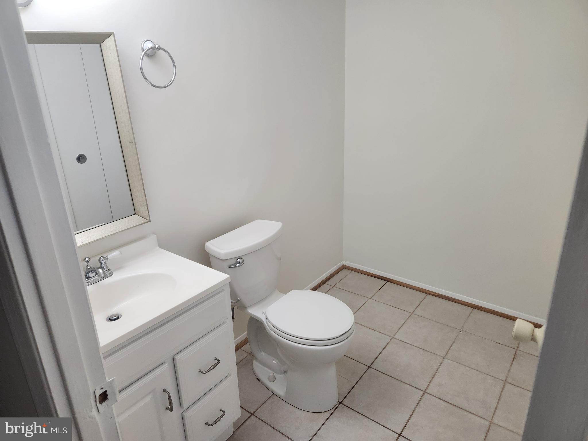 ELKHORN LANDING - Residential Lease