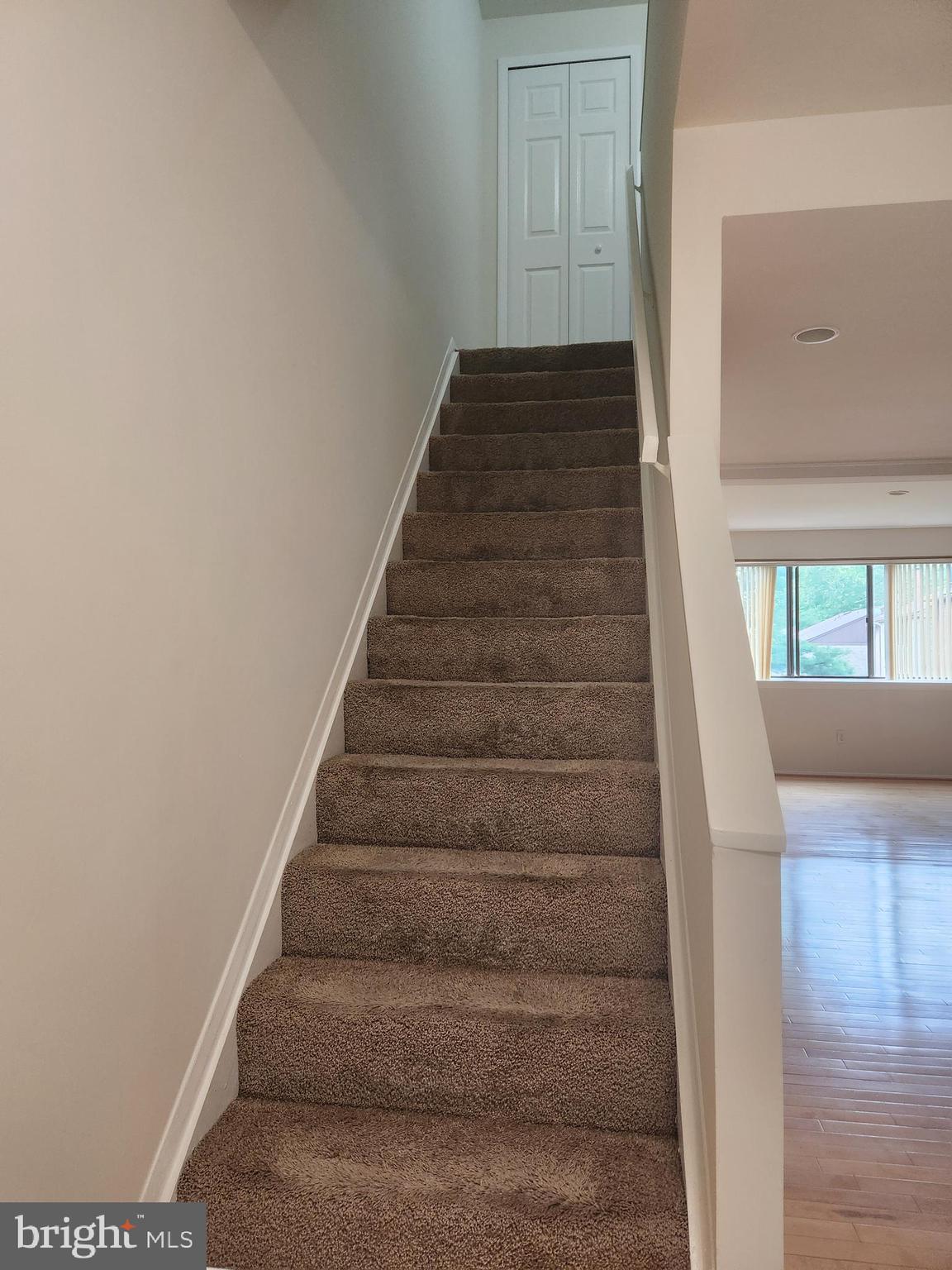 ELKHORN LANDING - Residential Lease