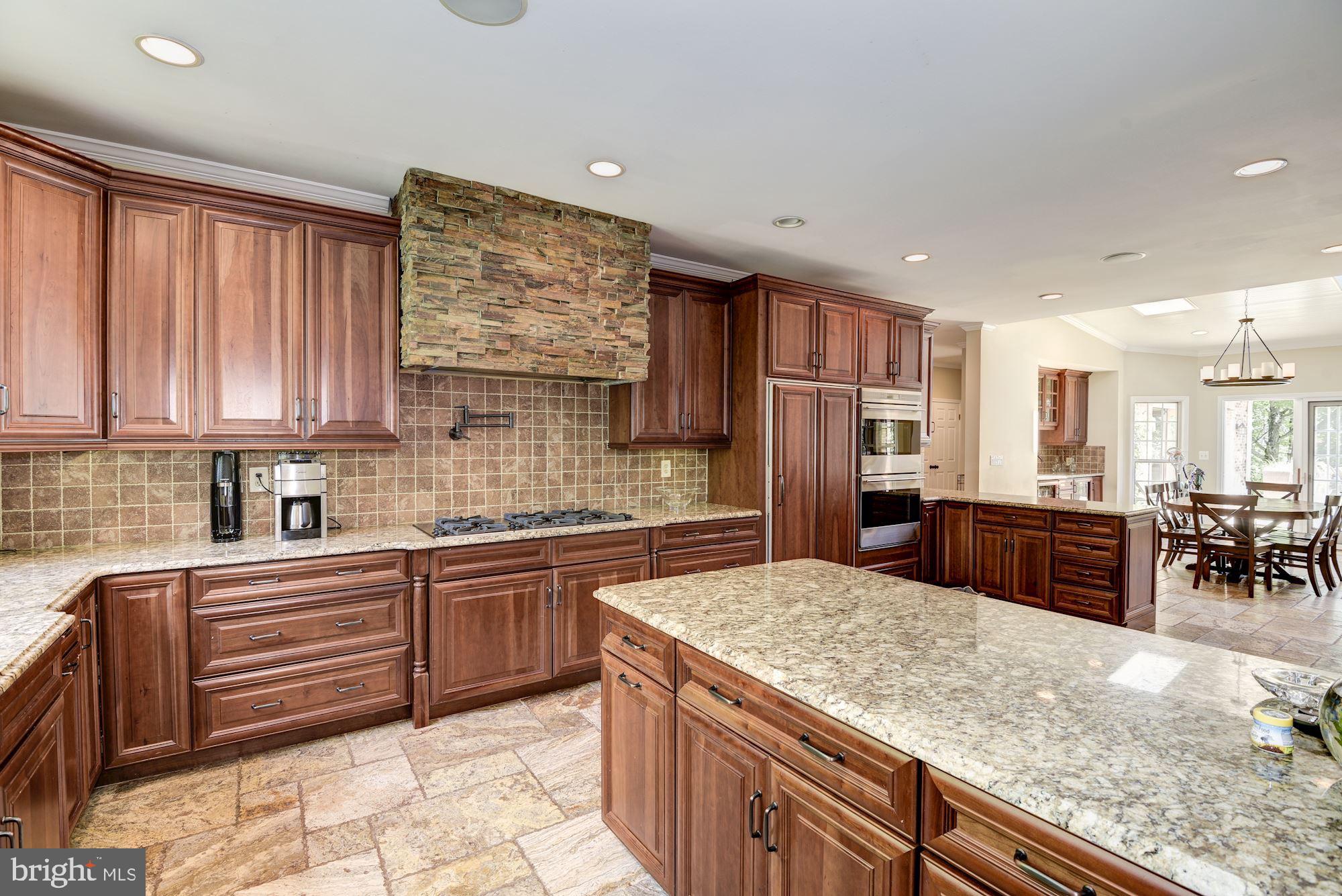 AVENEL - Residential