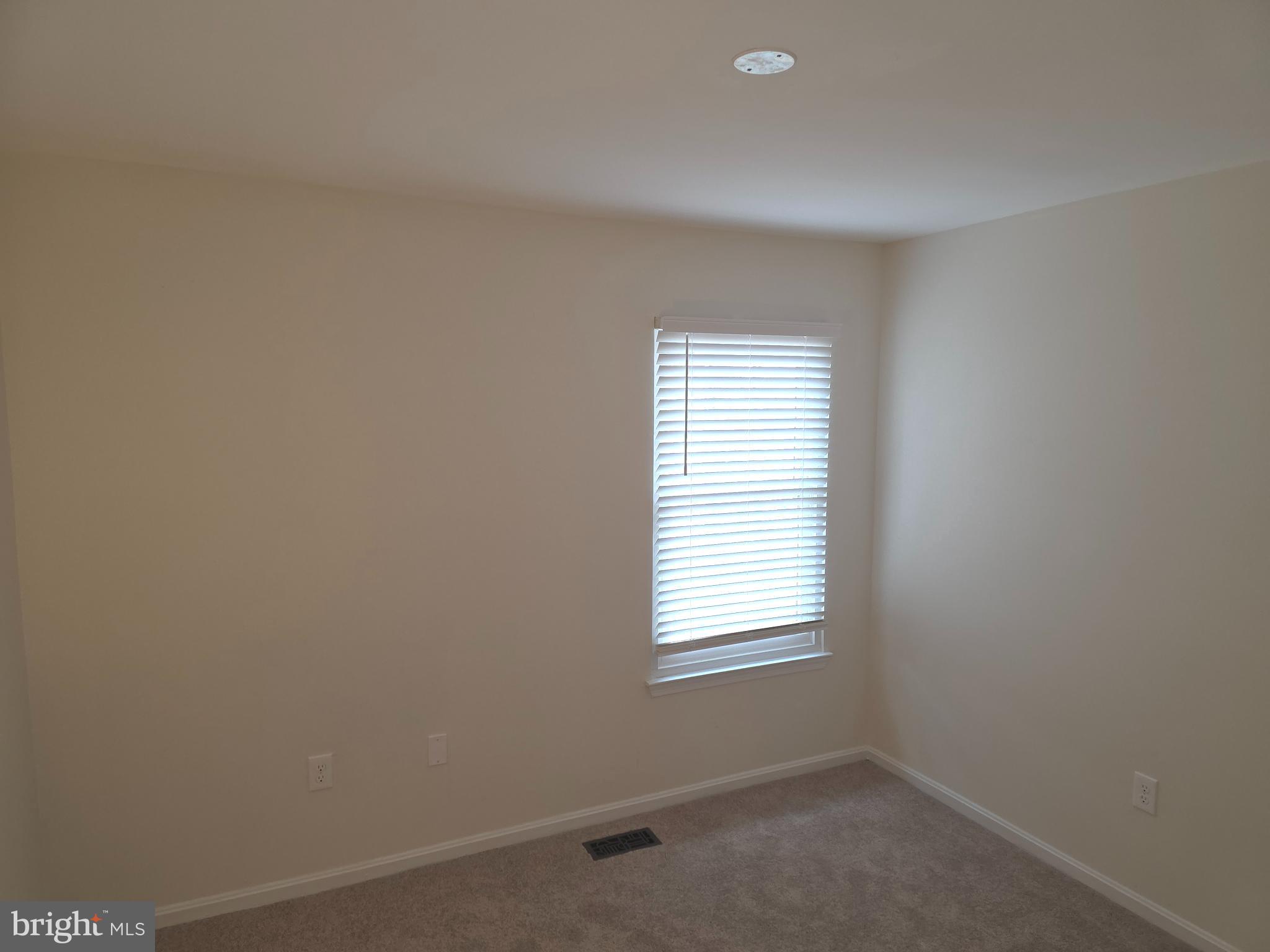WOODSTREAM EAST - Residential