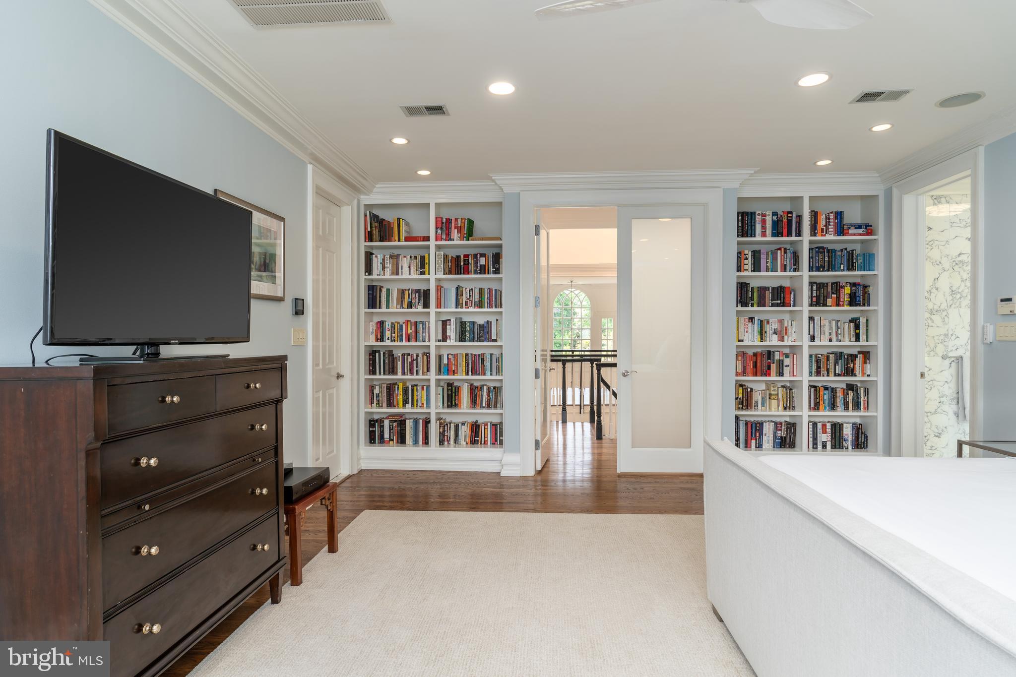 WESTMORELAND HILLS - Residential