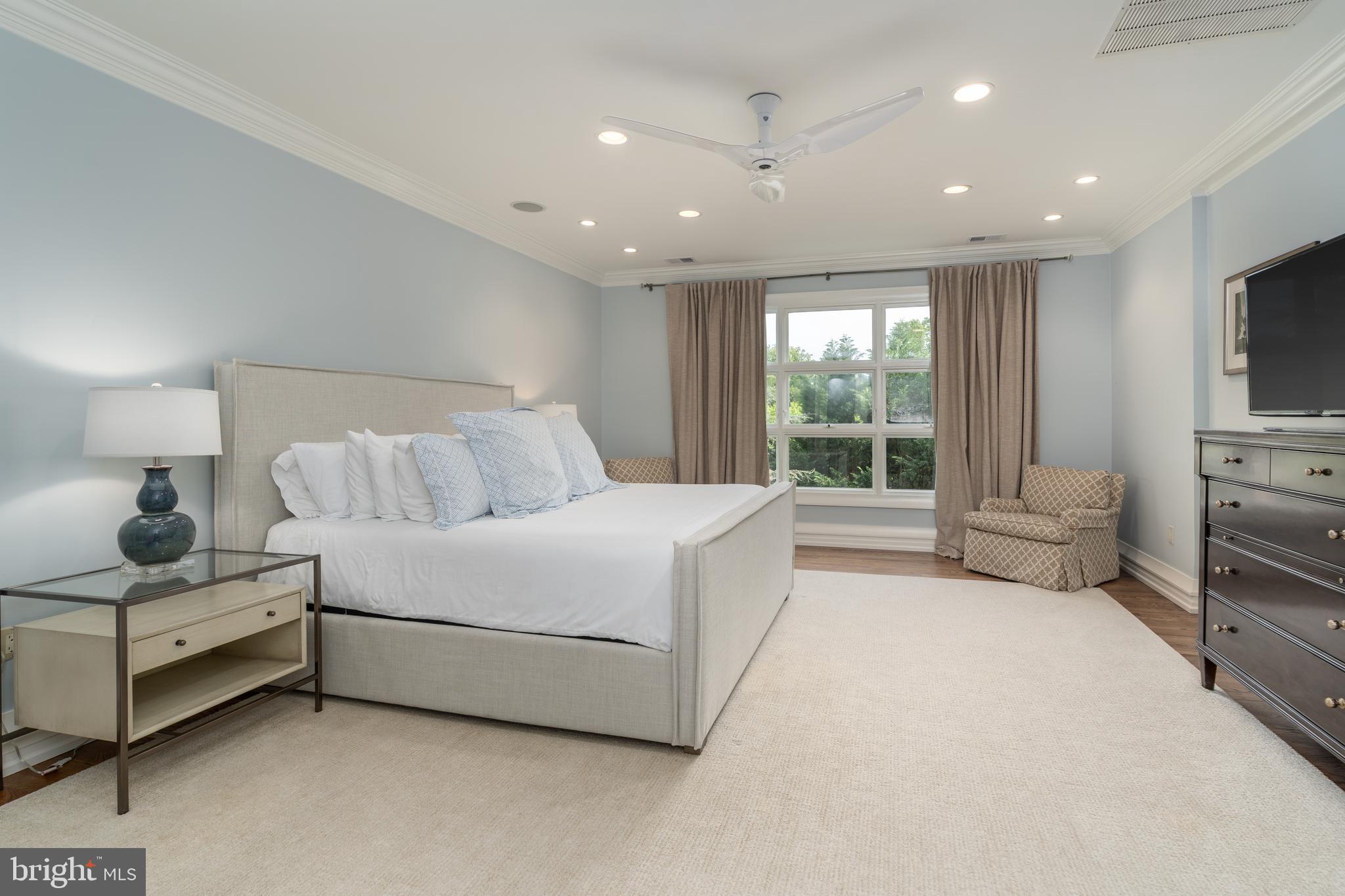 WESTMORELAND HILLS - Residential