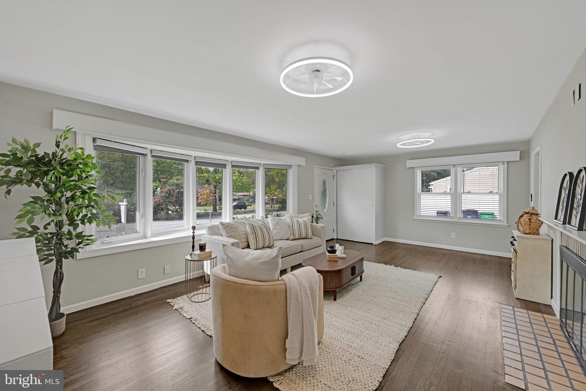 2304 TECUMSEH STREET