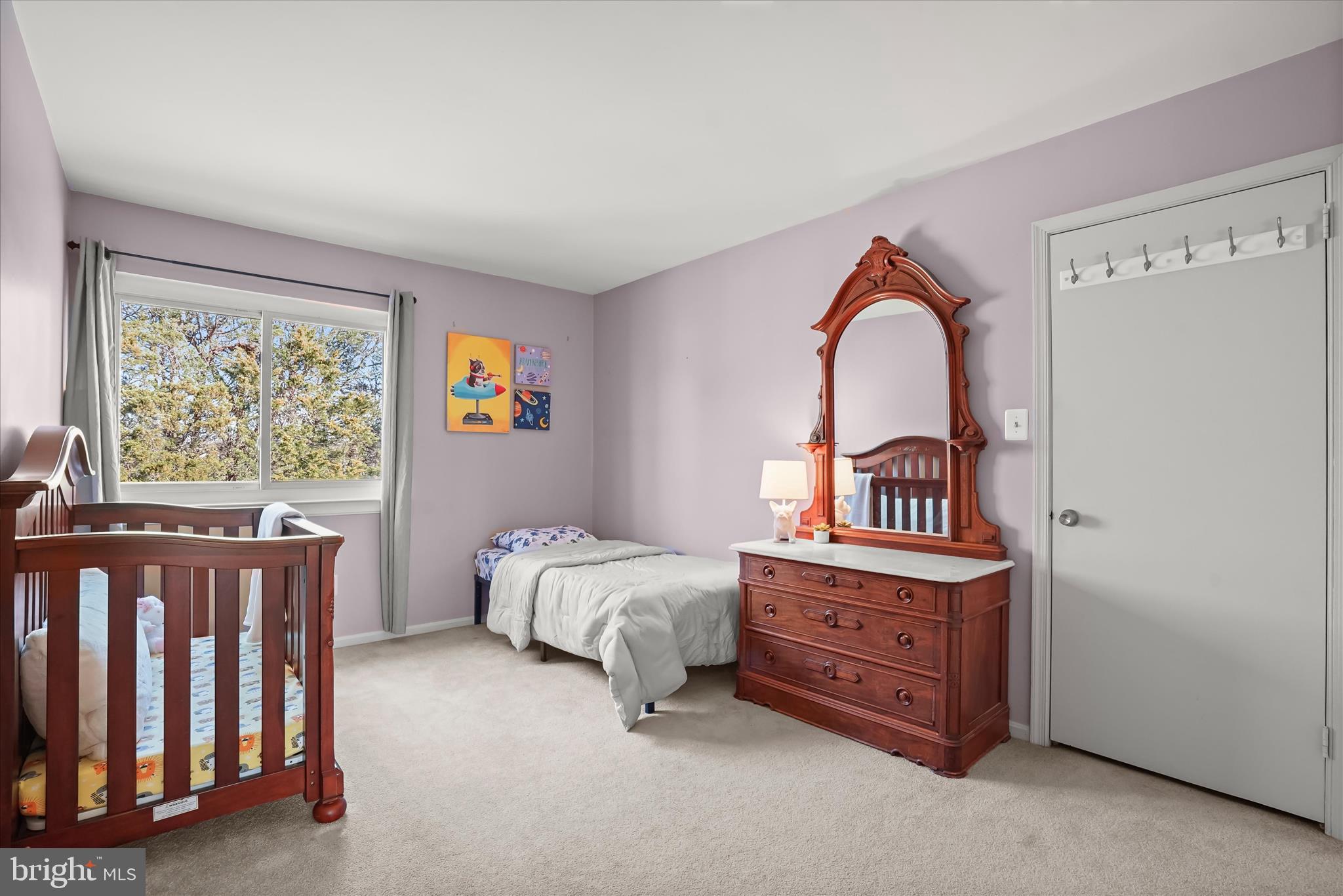 OAK TREE - Residential