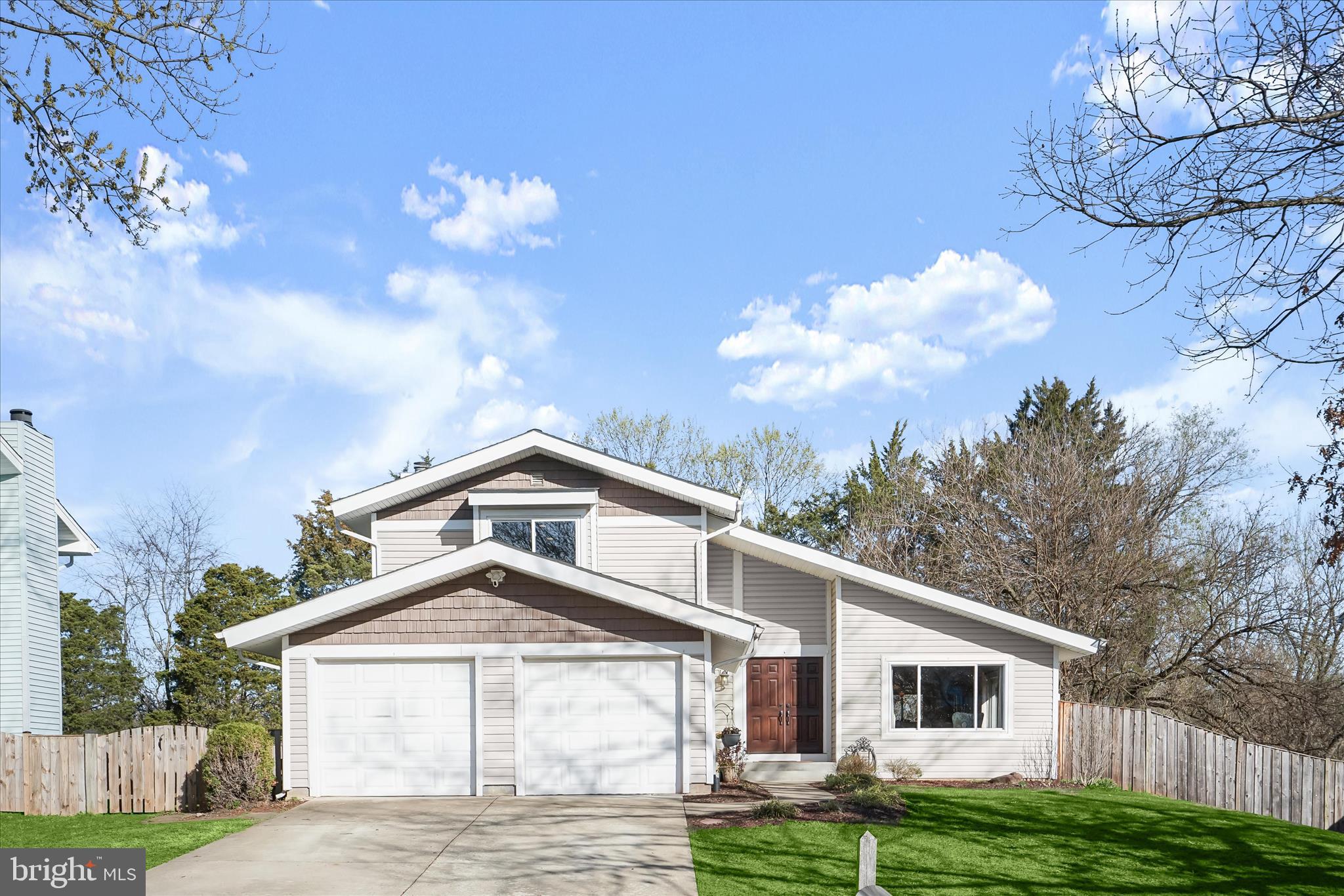 OAK TREE - Residential