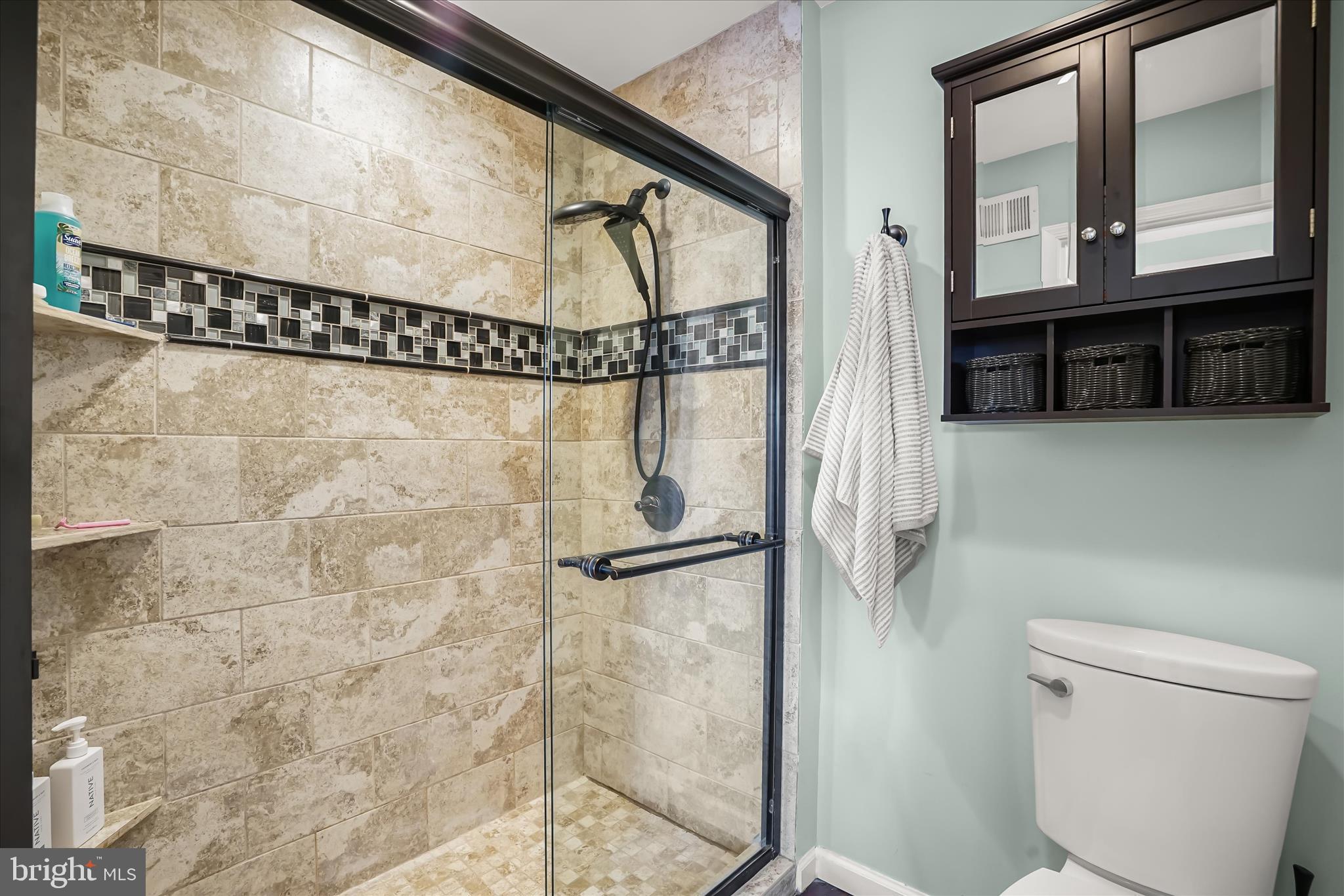 OAK TREE - Residential