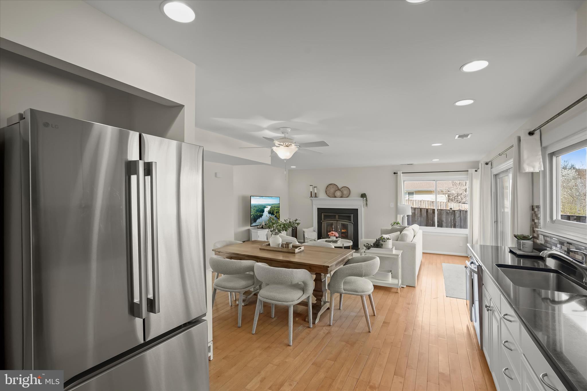 OAK TREE - Residential