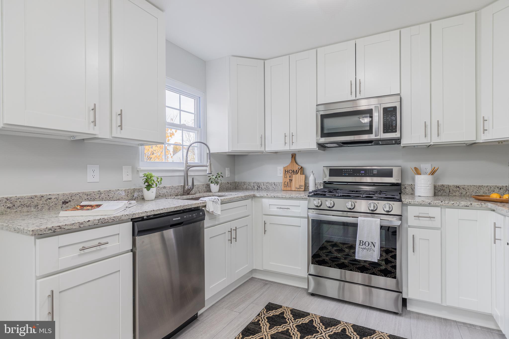 GLYNDON GATE - Residential