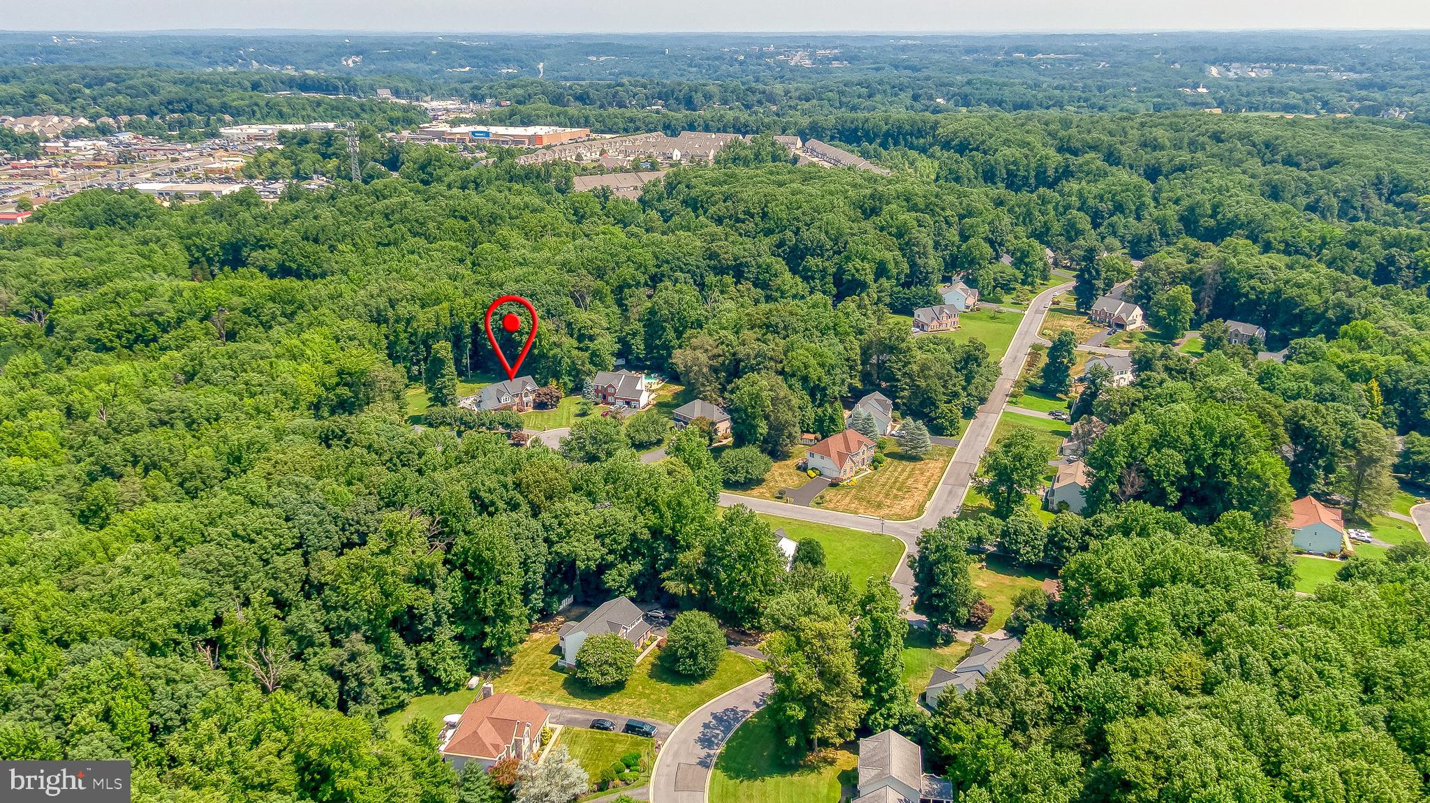 2320 QUEENSBURY DRIVE