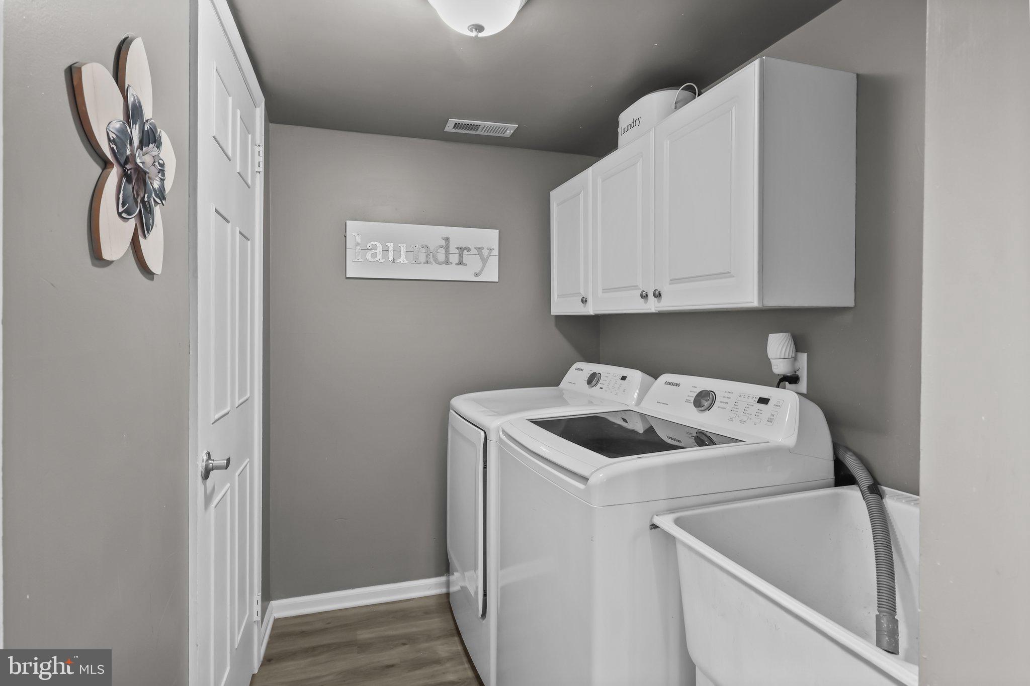 UPLAND VIL - Residential