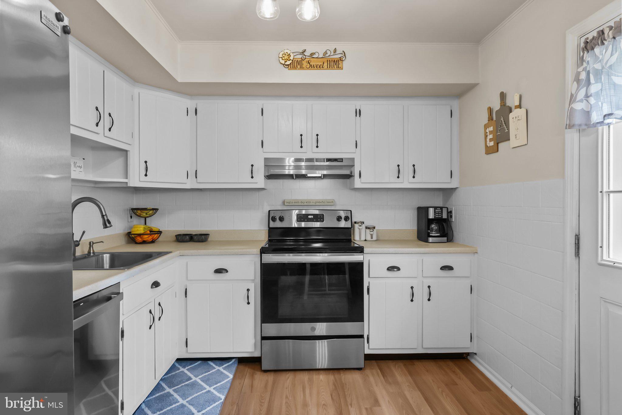 UPLAND VIL - Residential