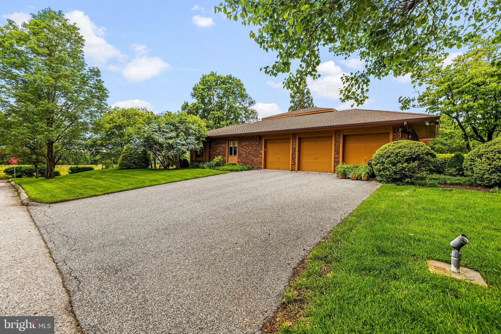 THE MEADOWS OF GREEN SPRING - Residential