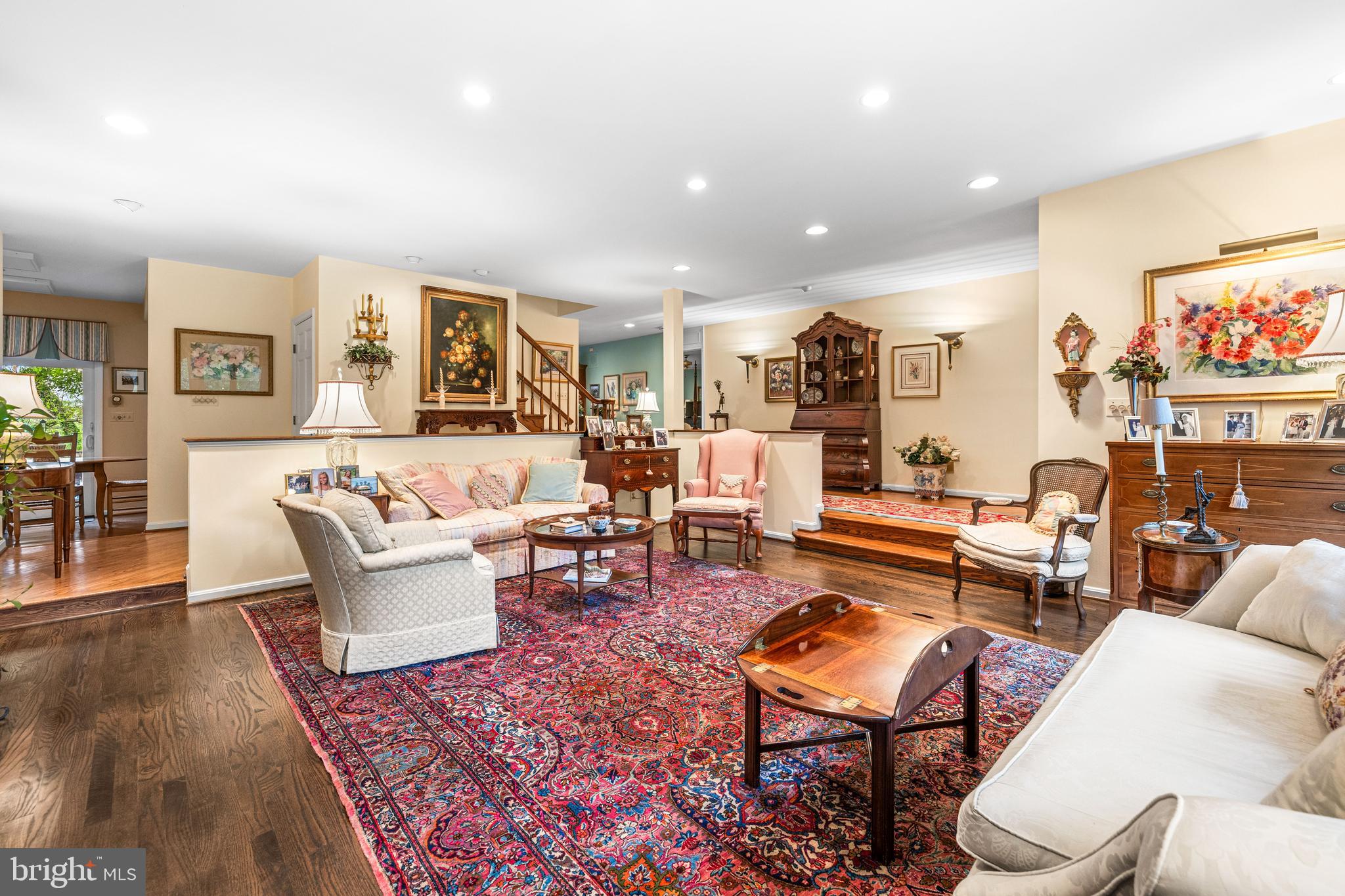 THE MEADOWS OF GREEN SPRING - Residential