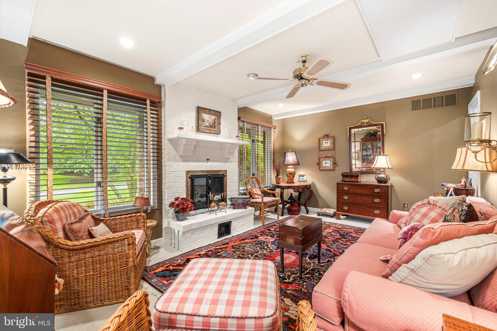 THE MEADOWS OF GREEN SPRING - Residential