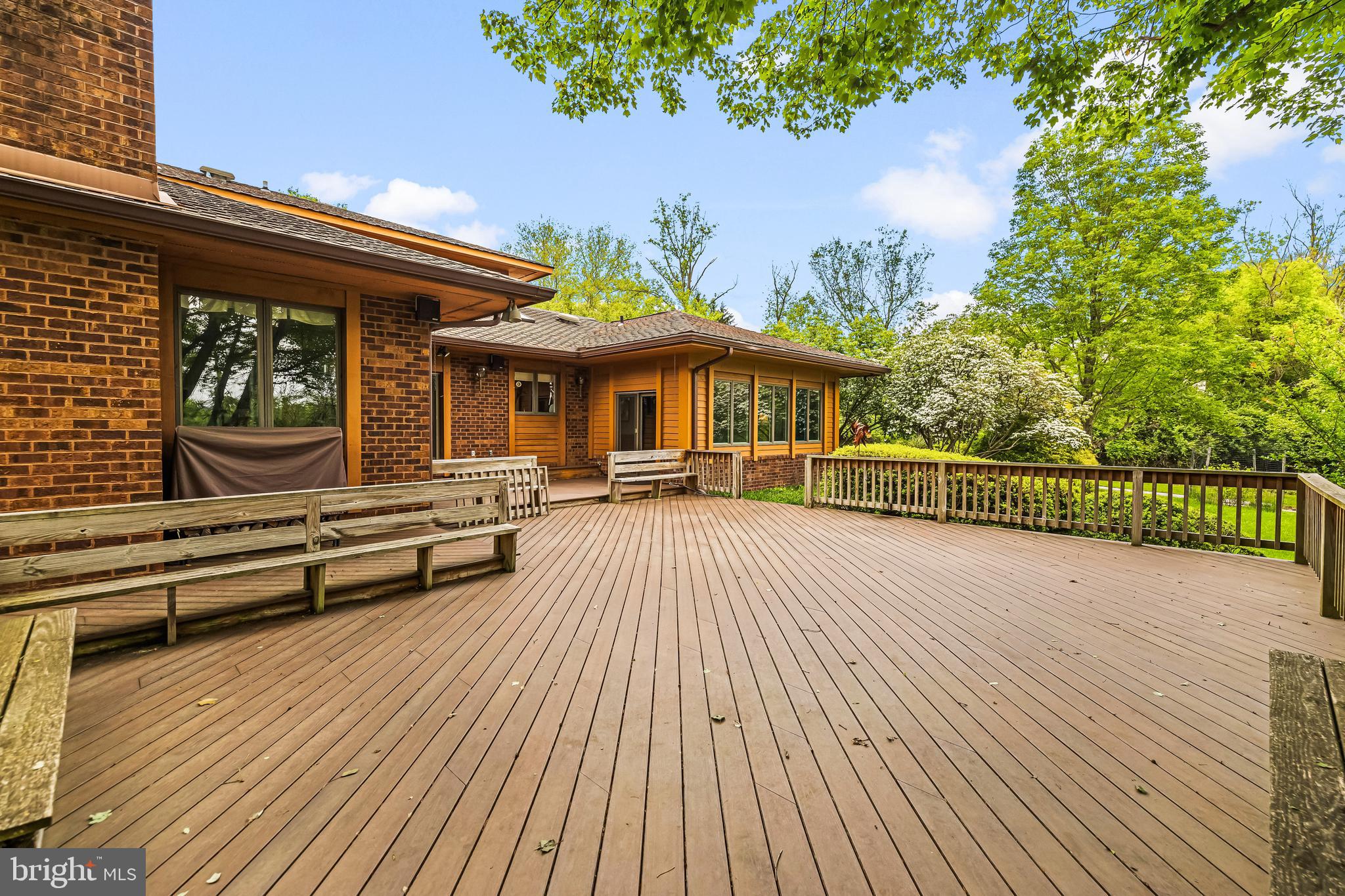 THE MEADOWS OF GREEN SPRING - Residential