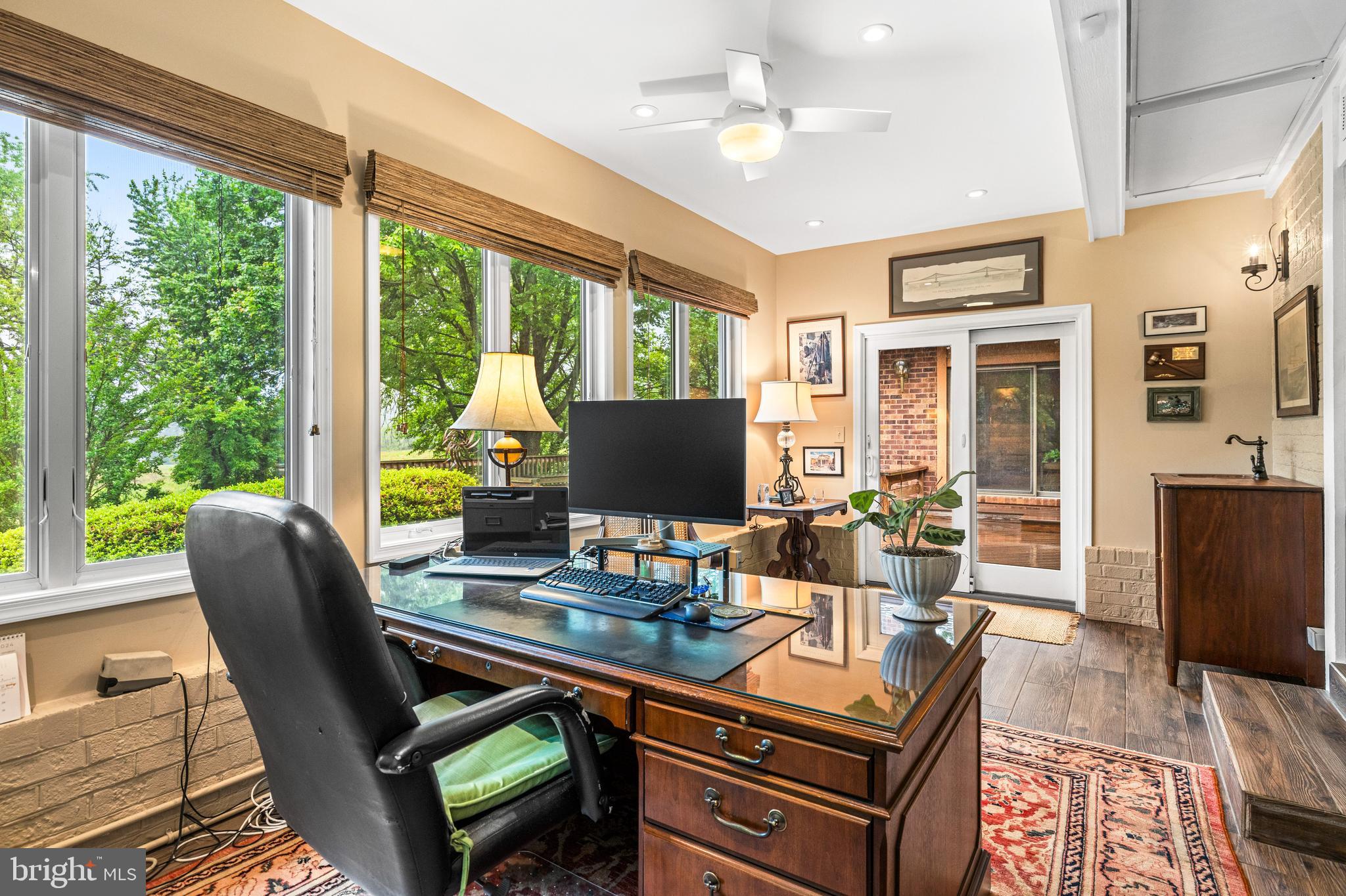 THE MEADOWS OF GREEN SPRING - Residential