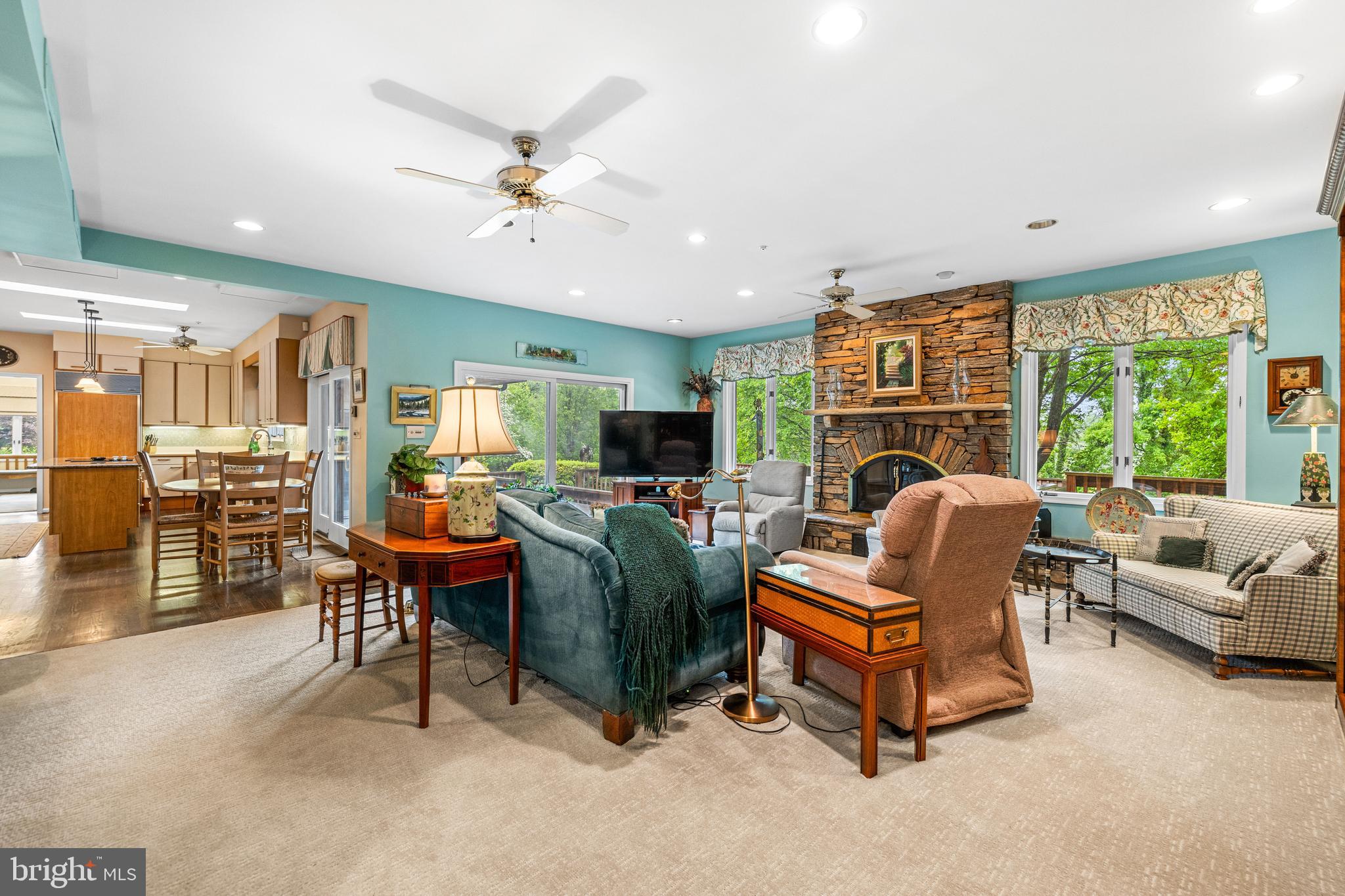 THE MEADOWS OF GREEN SPRING - Residential