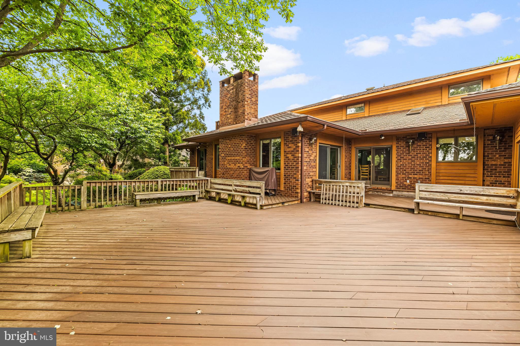 THE MEADOWS OF GREEN SPRING - Residential