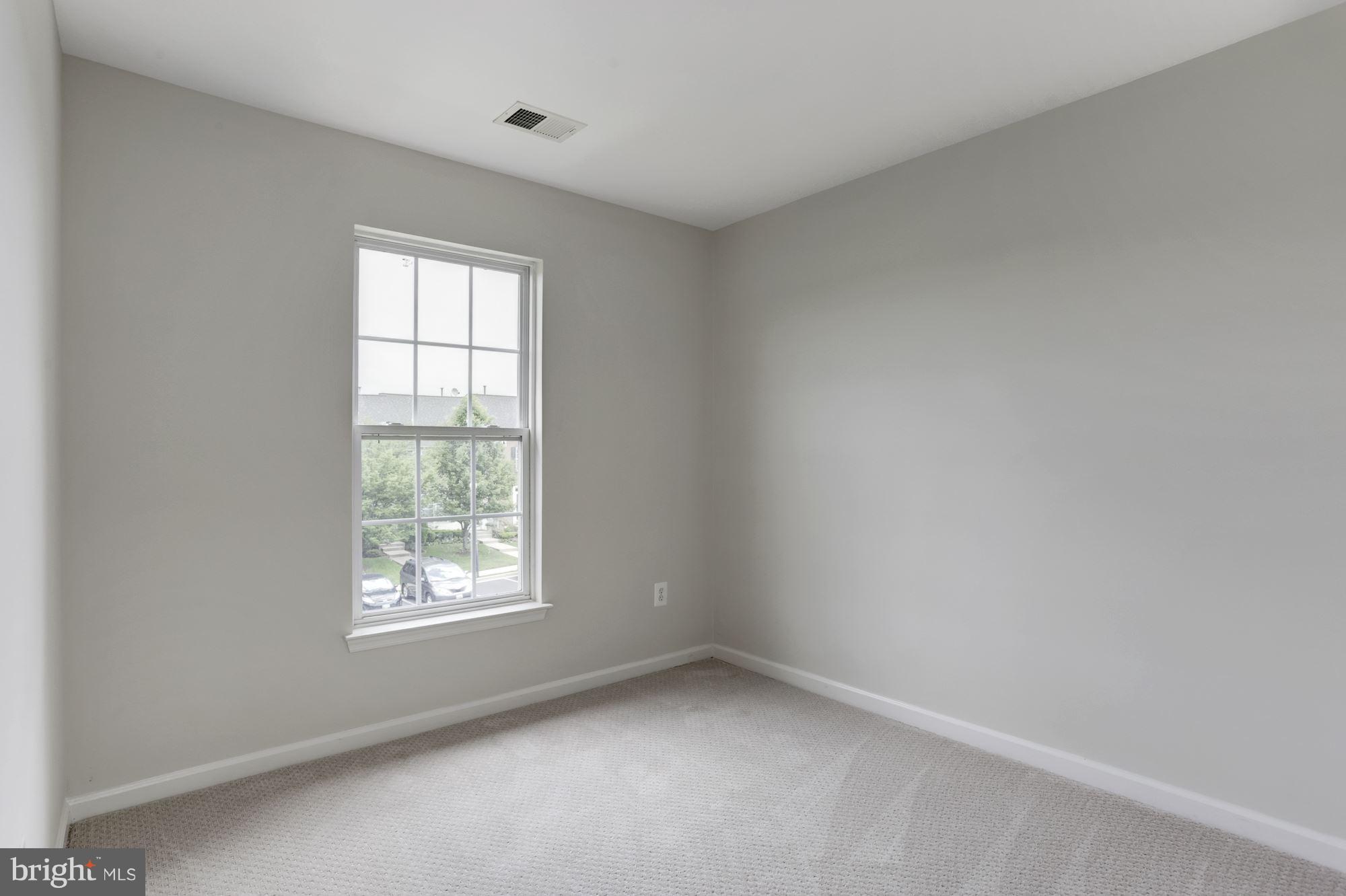 GALYN MANOR - Residential