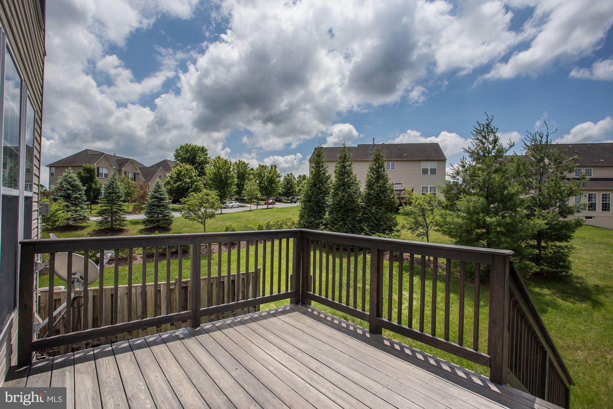 GALYN MANOR - Residential