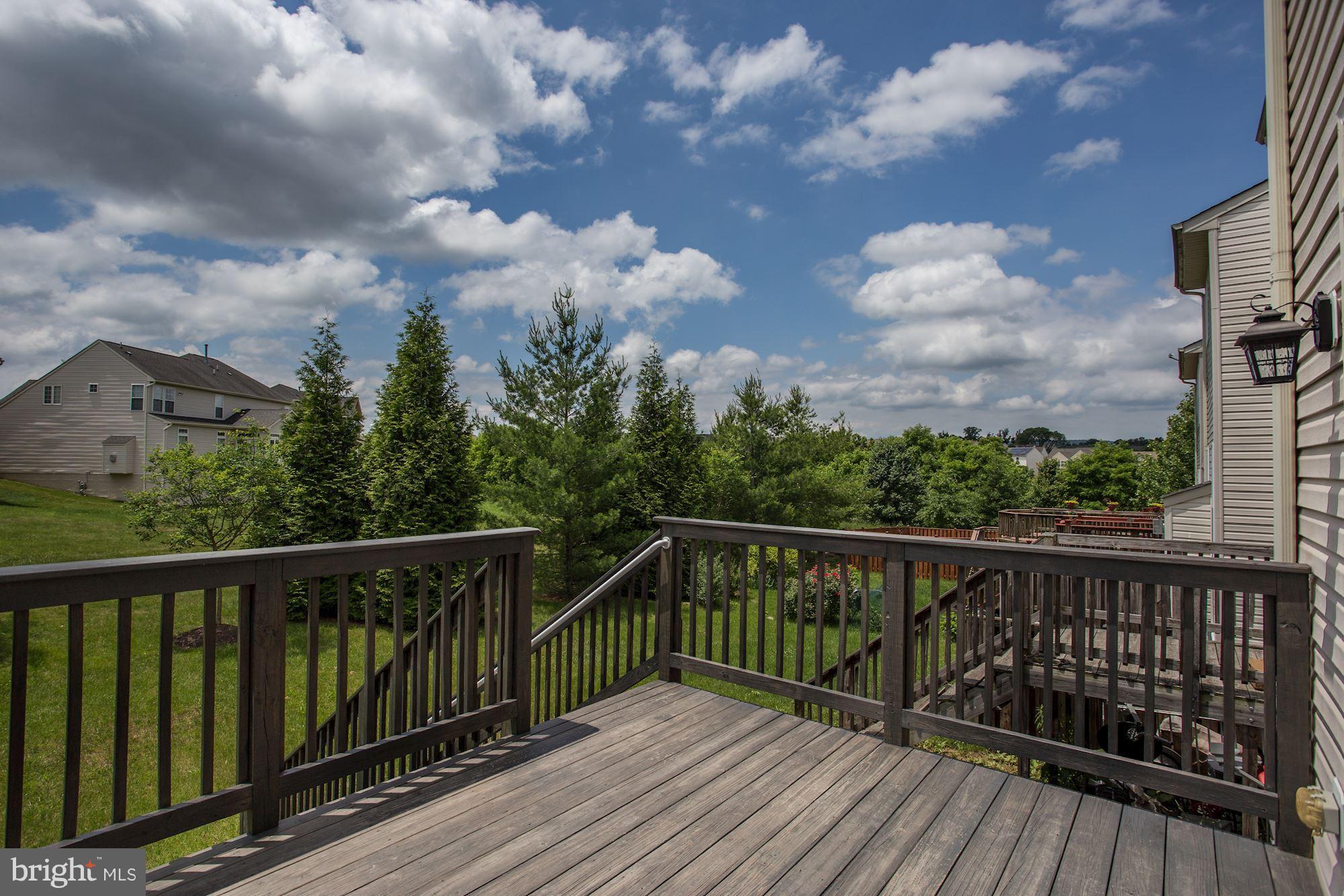 GALYN MANOR - Residential