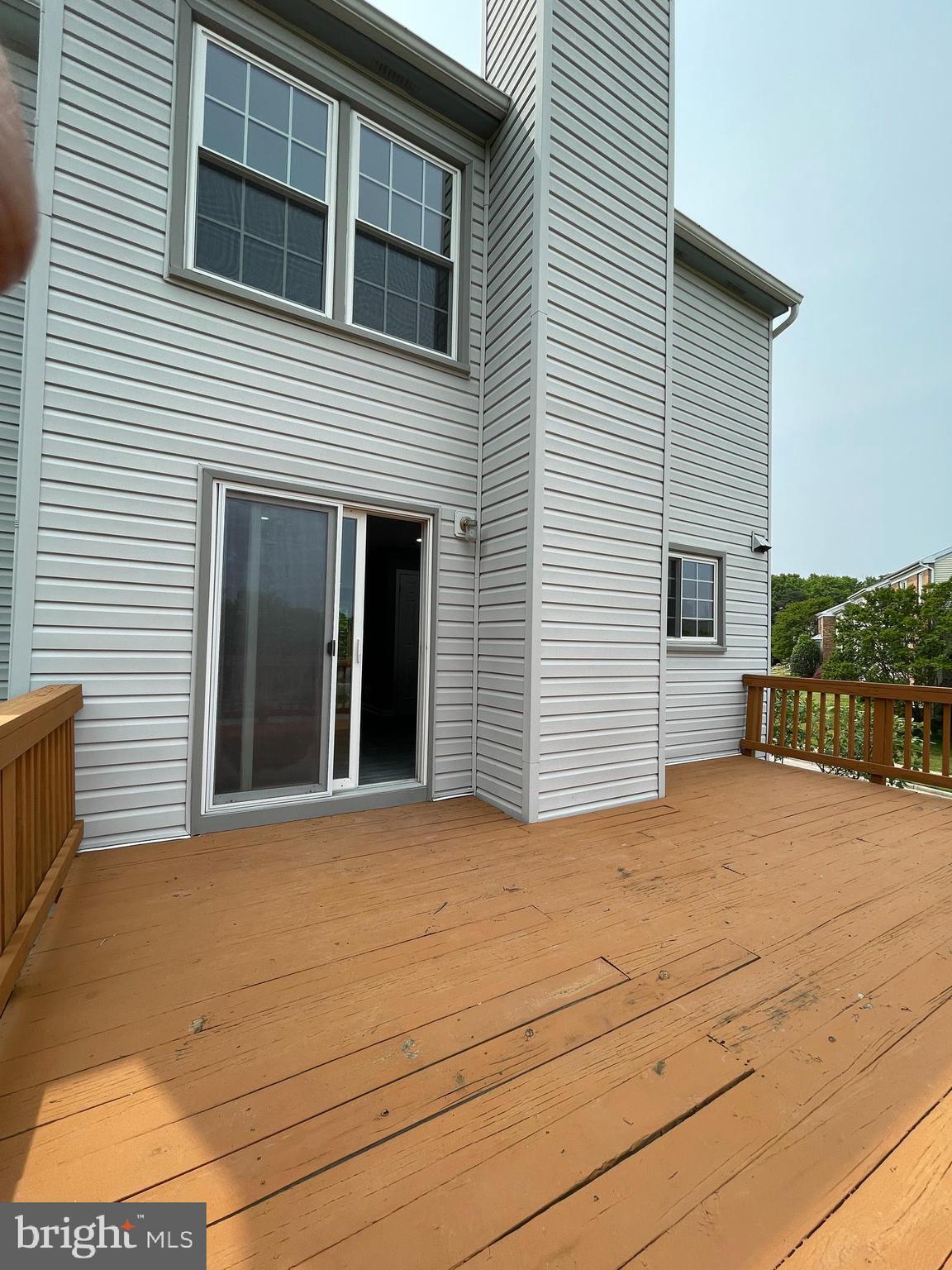 SEVEN OAKS - Residential