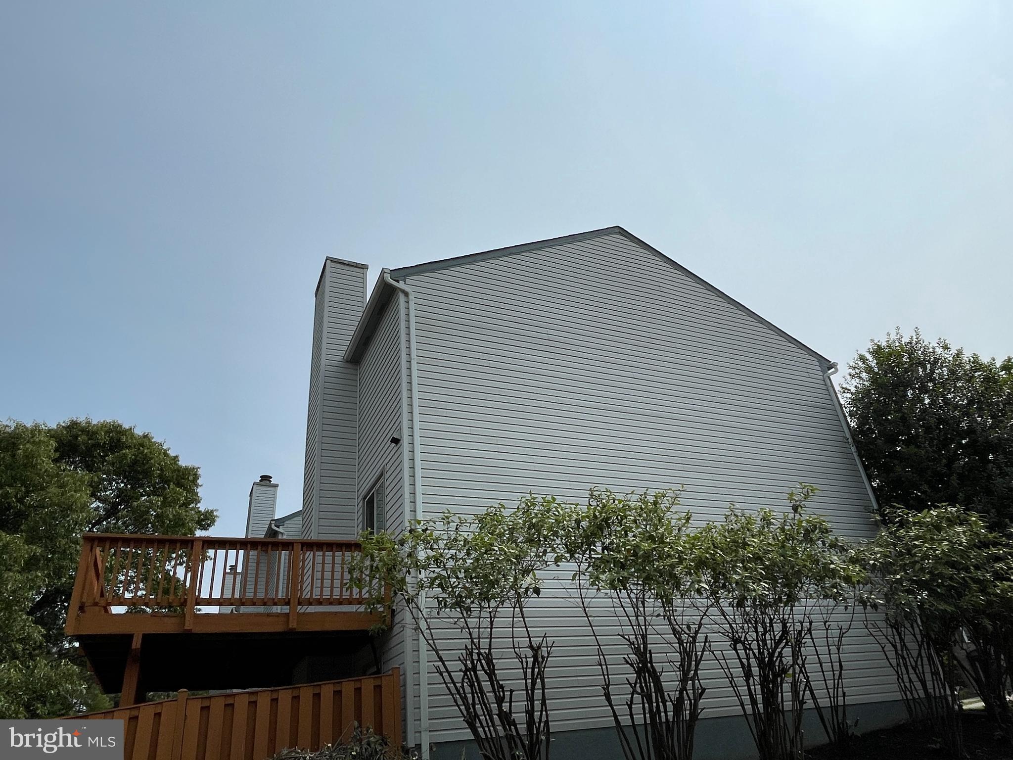 SEVEN OAKS - Residential