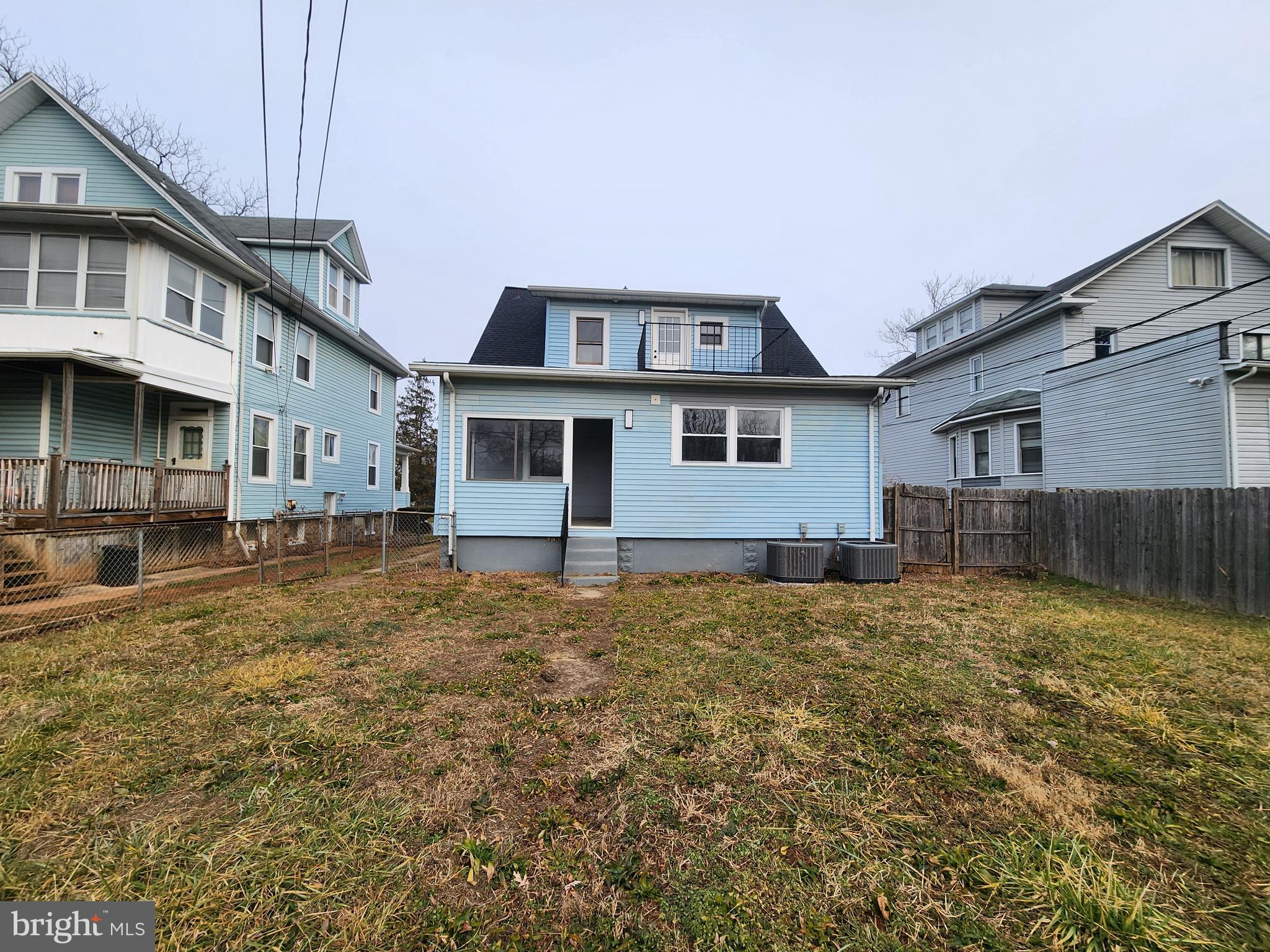 WEST ARLINGTON - Residential