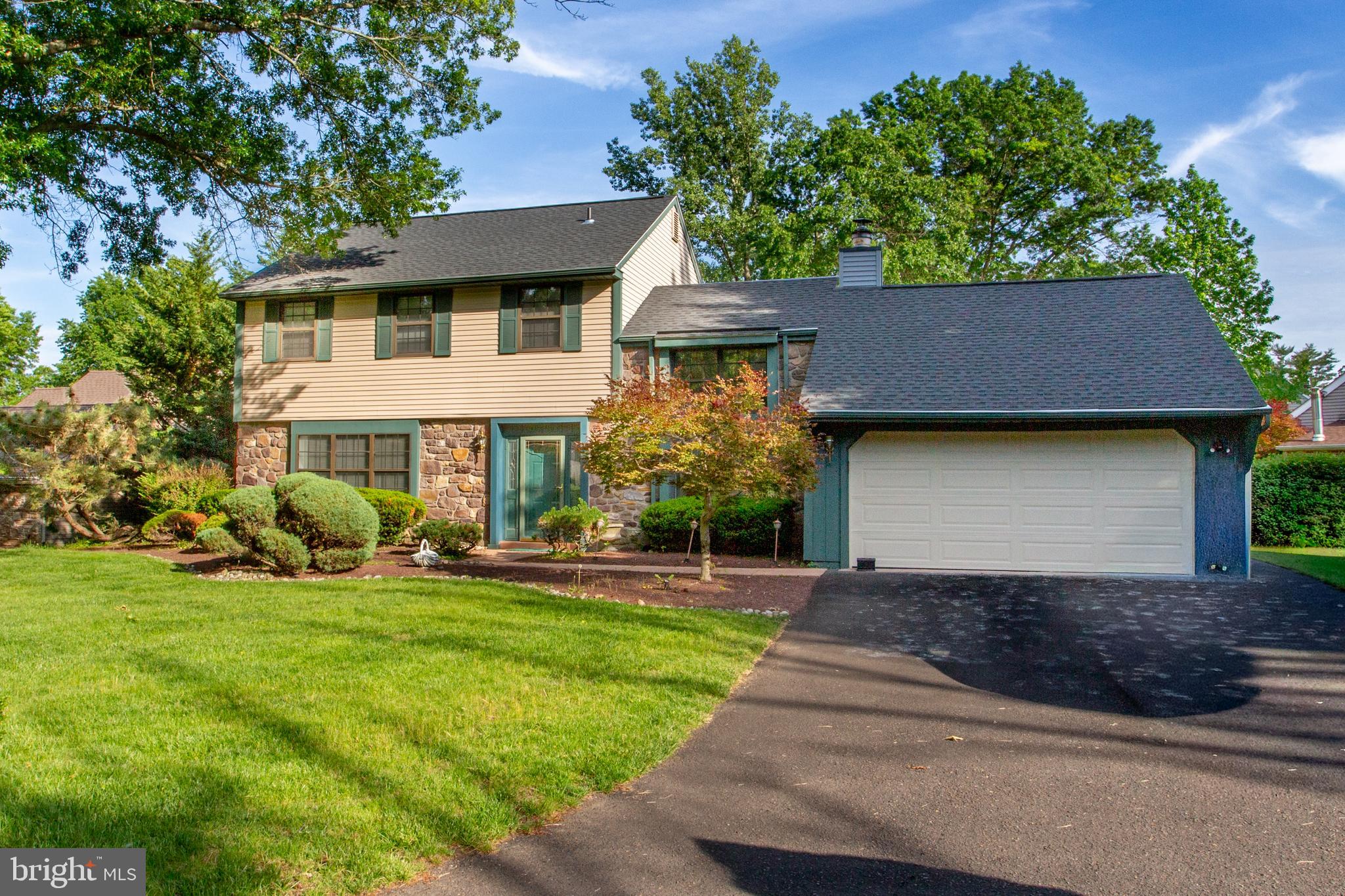 19 SETON HILL COURT