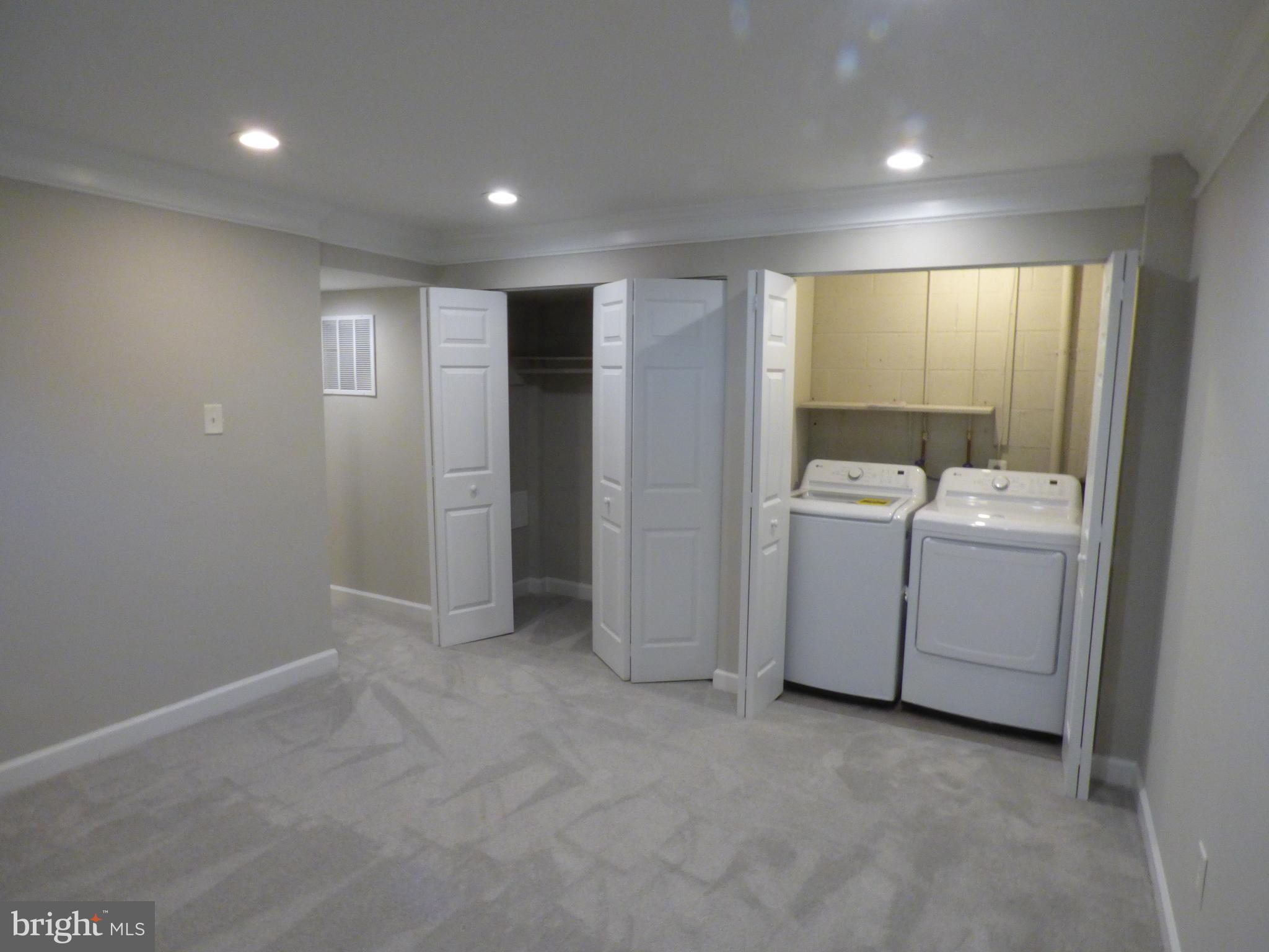 GEORGETOWN VILLAGE - Residential