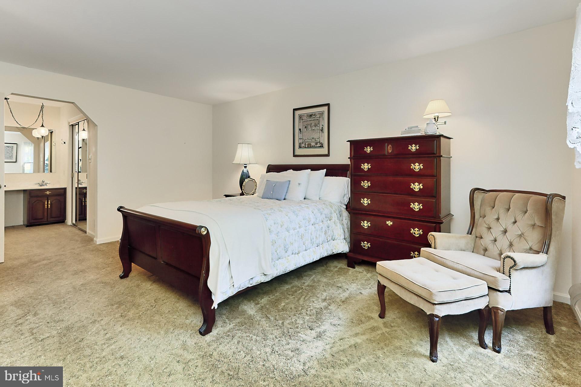 FAIRFAX STATION - Residential