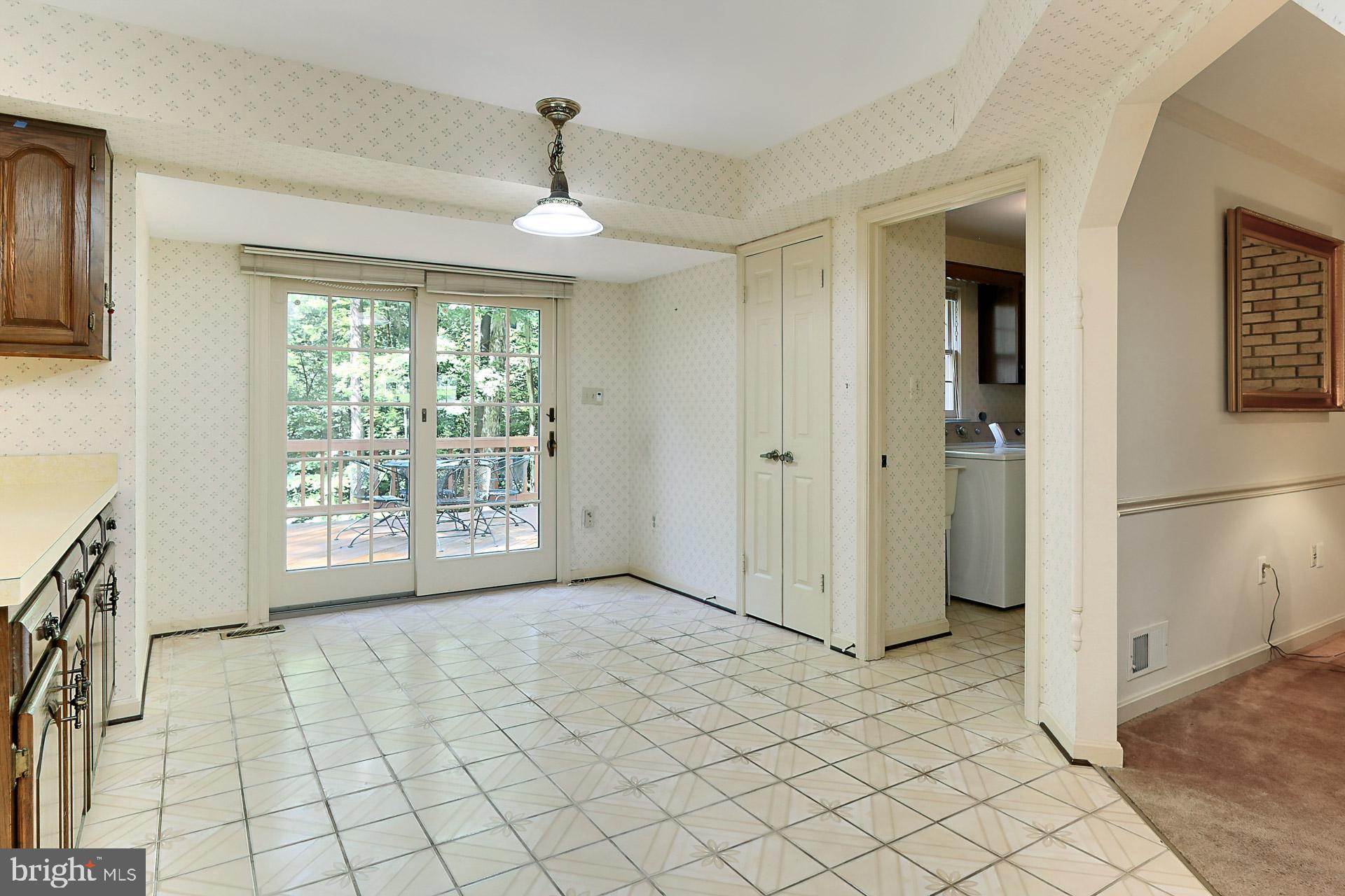 FAIRFAX STATION - Residential