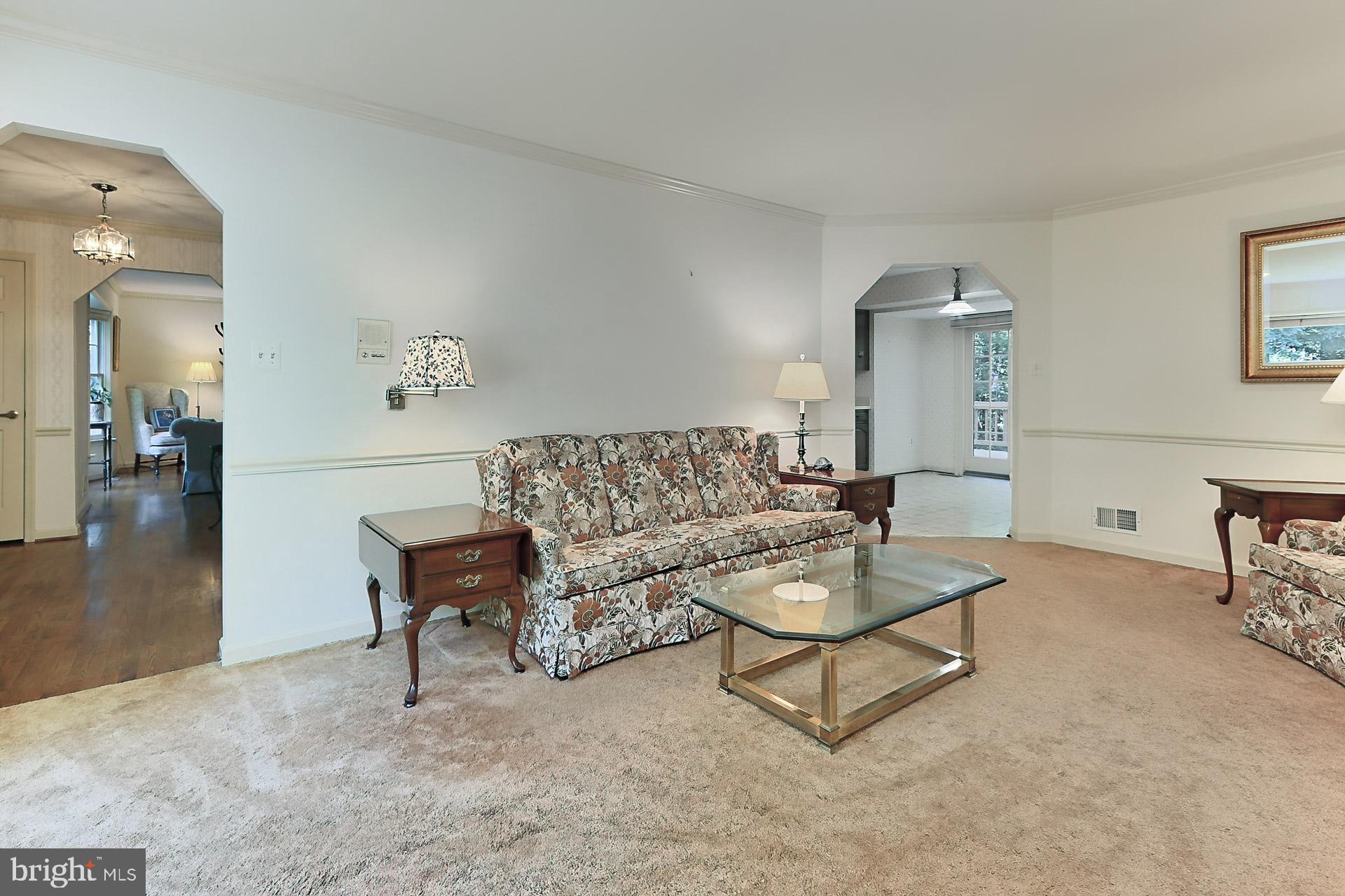 FAIRFAX STATION - Residential