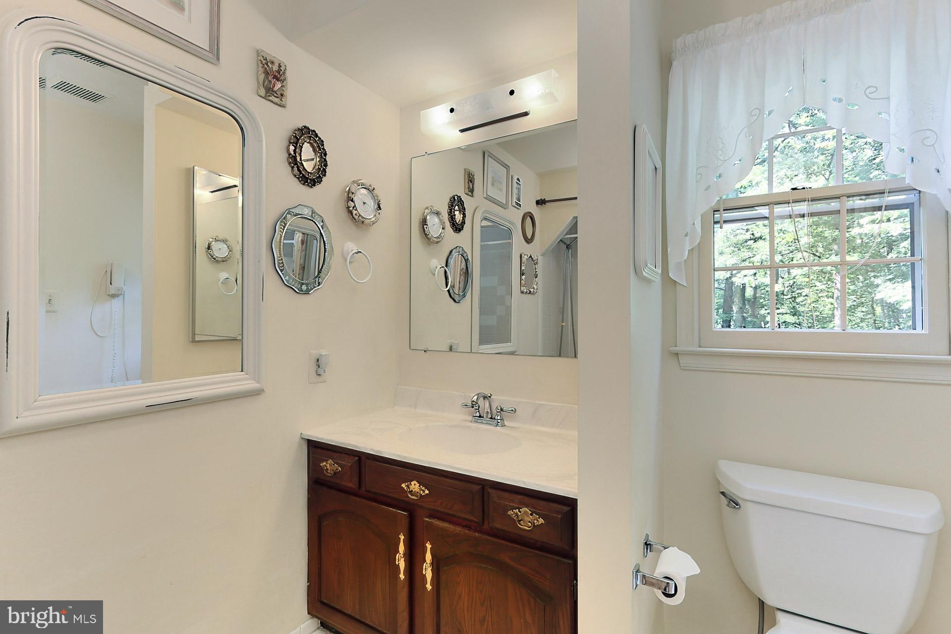 FAIRFAX STATION - Residential