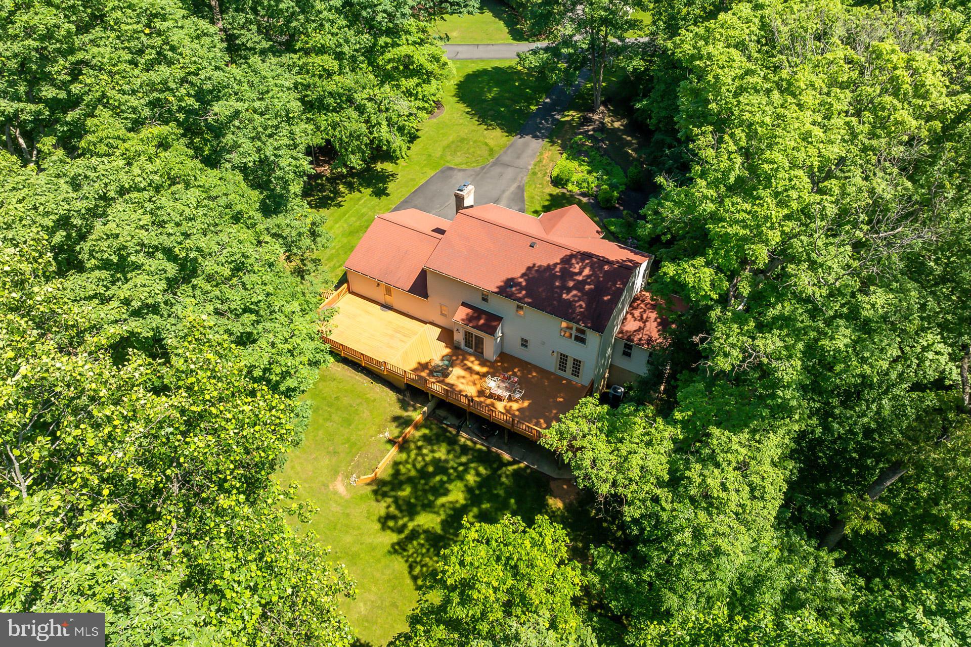 FAIRFAX STATION - Residential