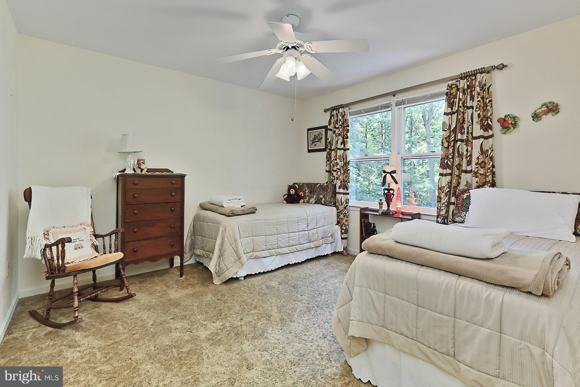 FAIRFAX STATION - Residential