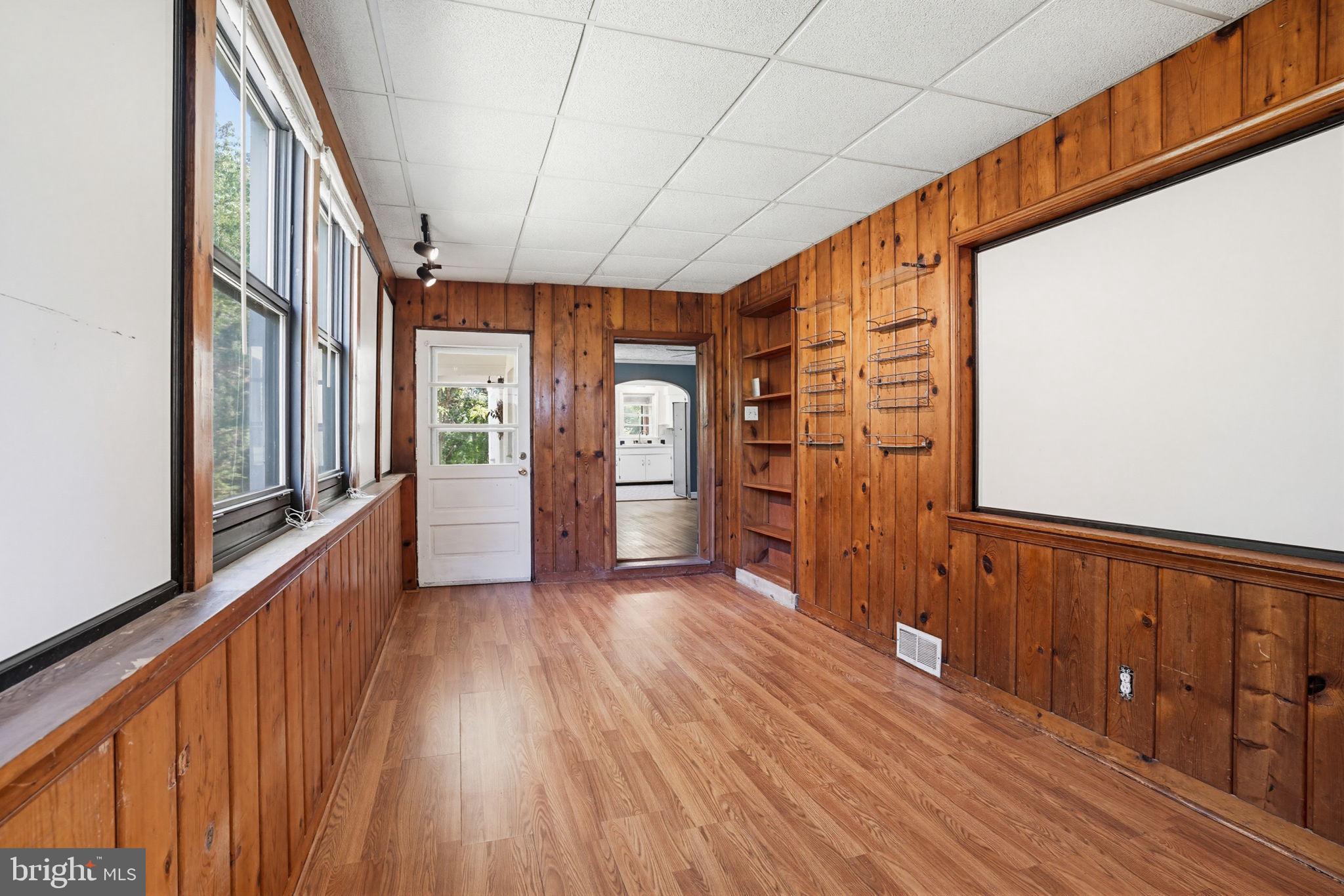 RIVERWOOD FARMS - Residential
