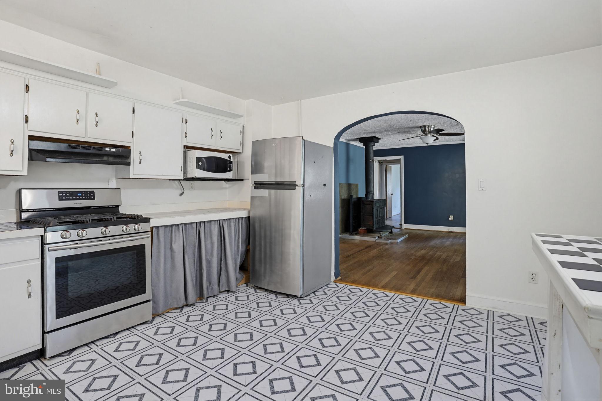 RIVERWOOD FARMS - Residential