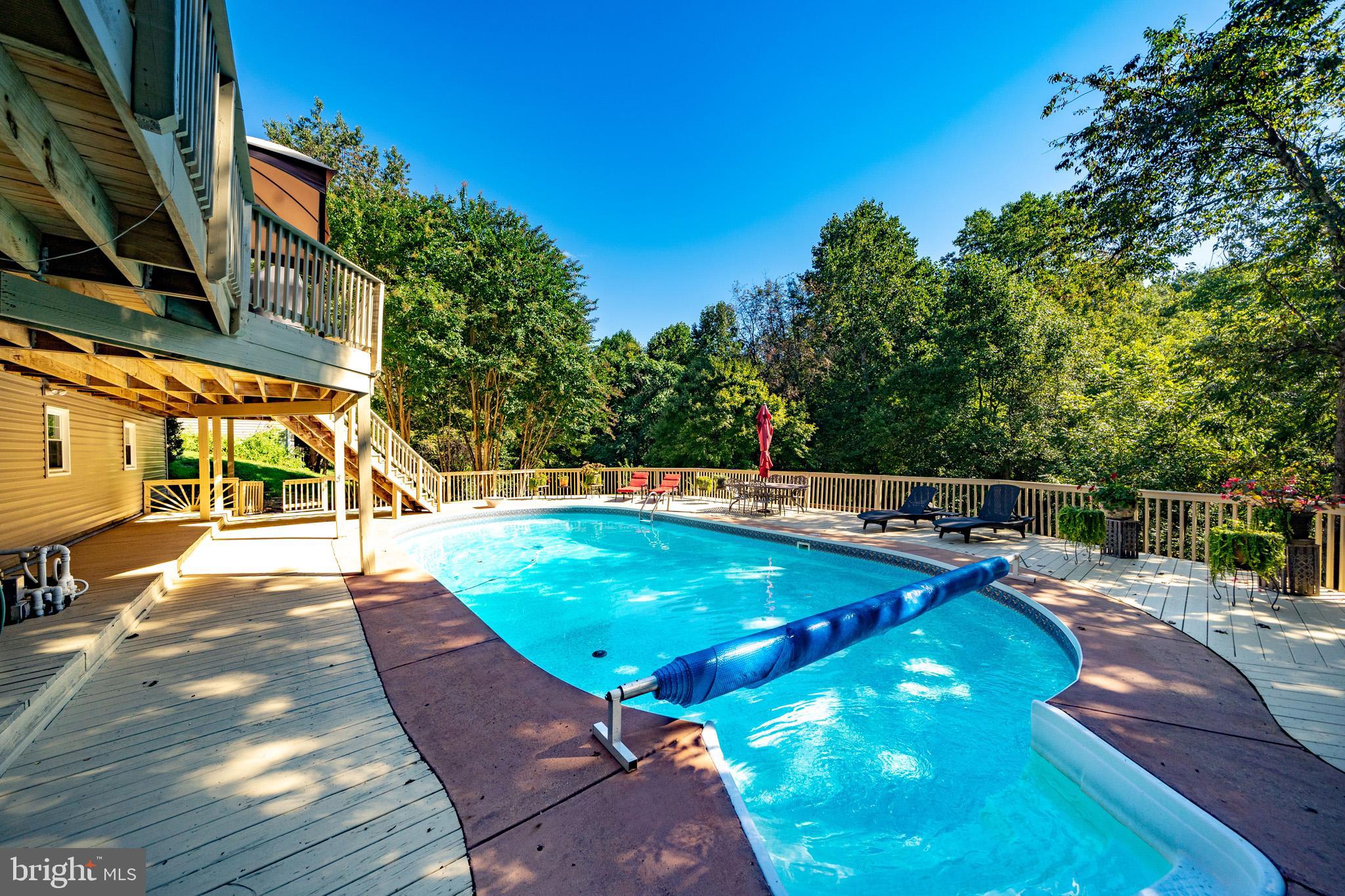 BERRY HILL MANOR - Residential