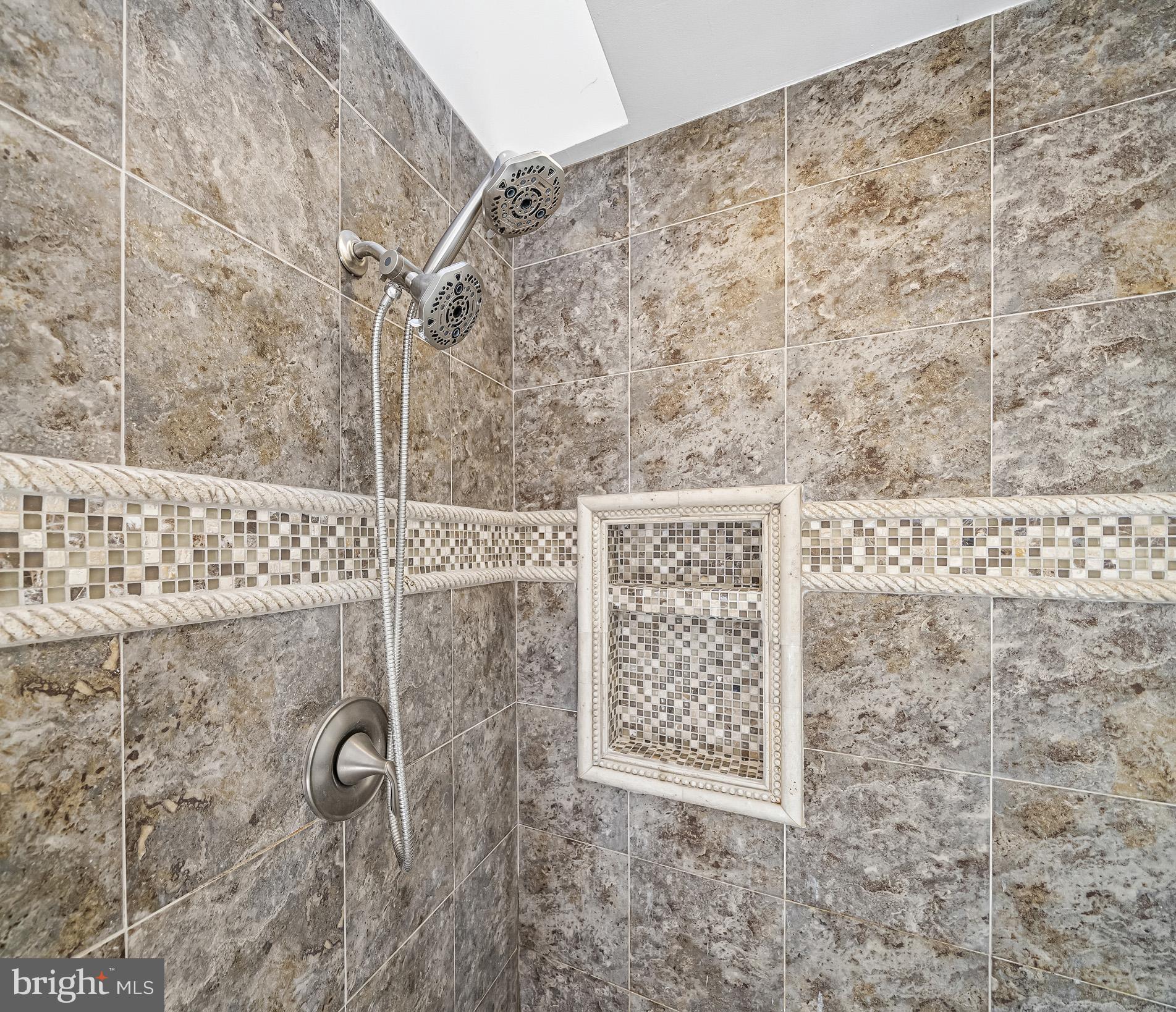 BERRY HILL MANOR - Residential