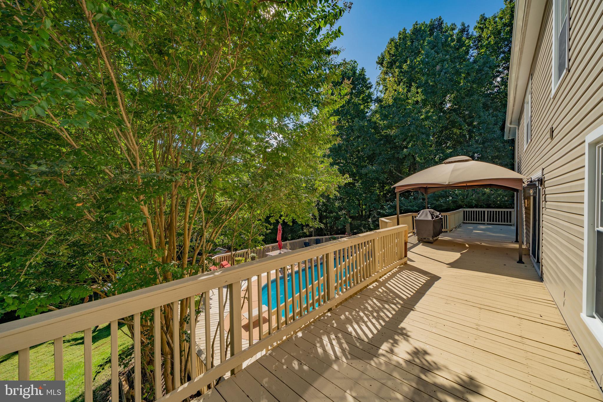 BERRY HILL MANOR - Residential