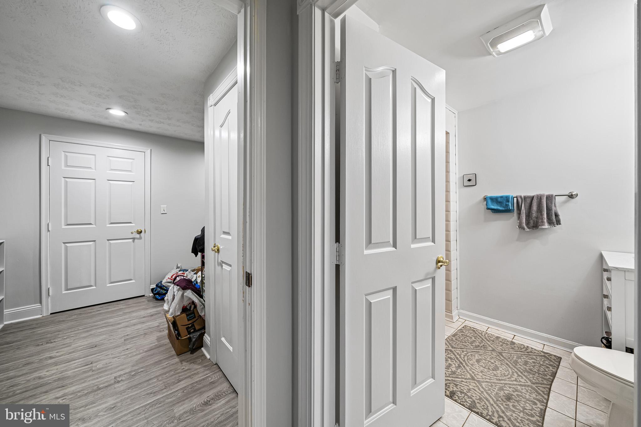 BERRY HILL MANOR - Residential