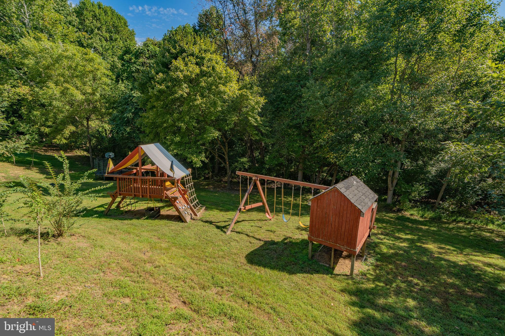 BERRY HILL MANOR - Residential