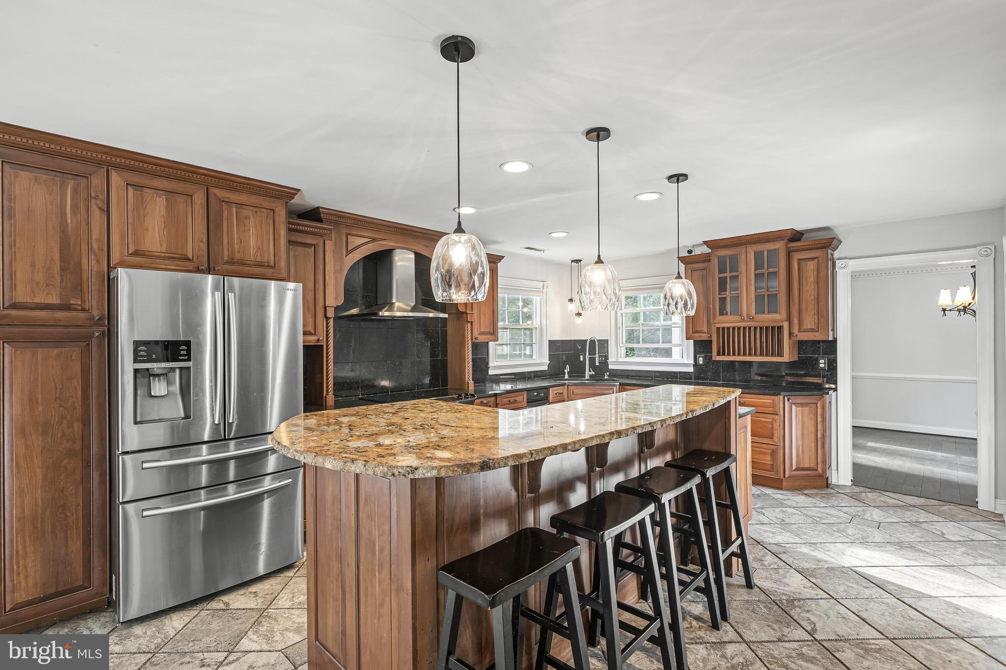 BERRY HILL MANOR - Residential