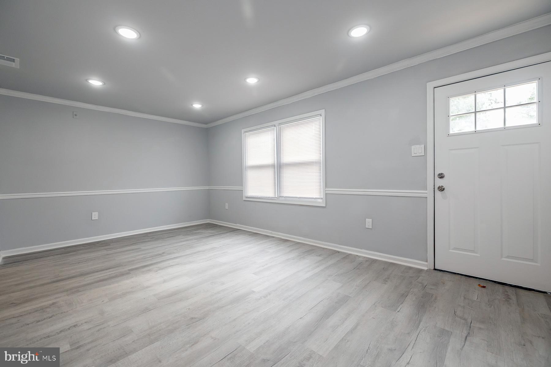 319 MAGNOLIA AVENUE