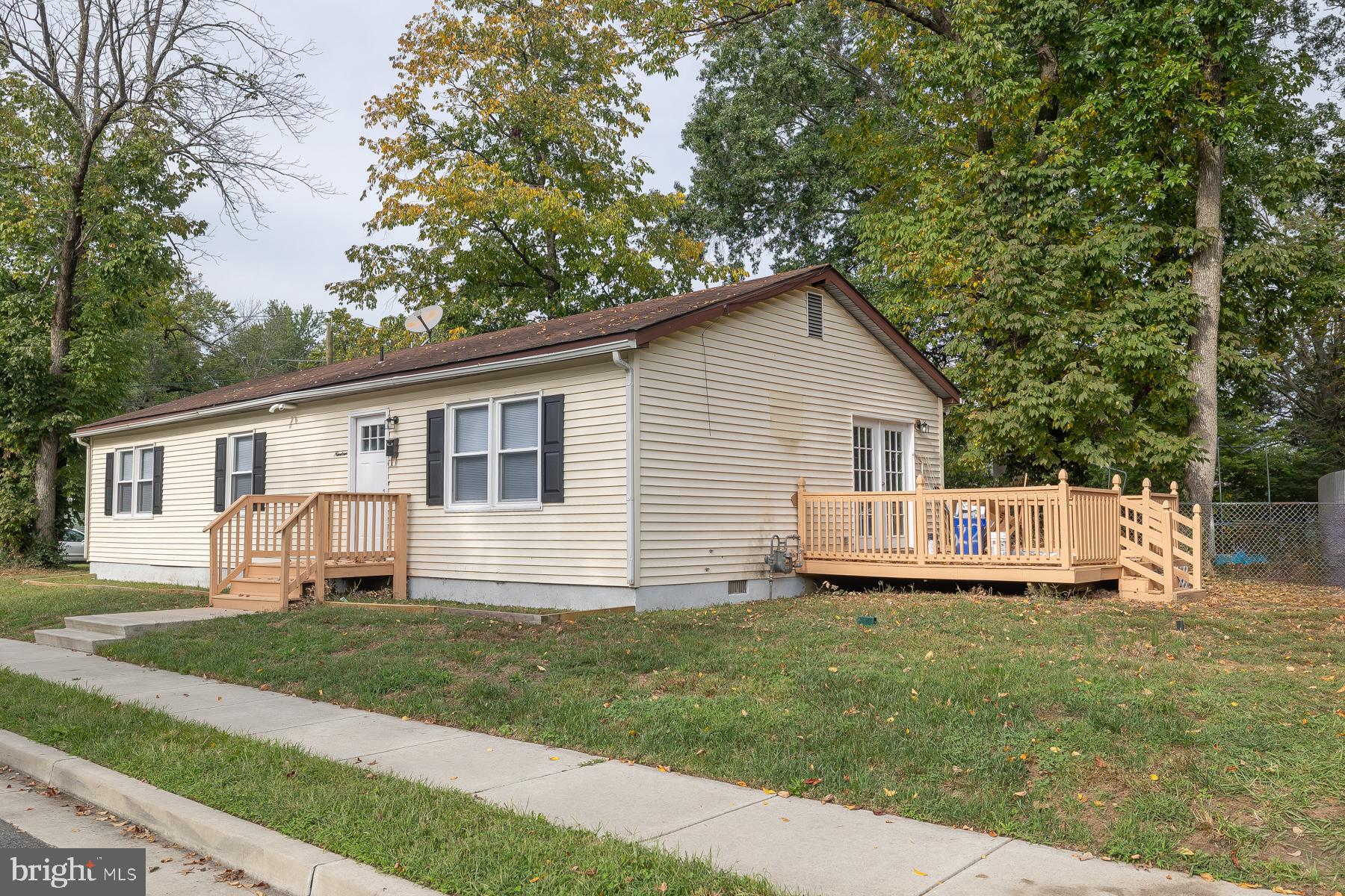 319 MAGNOLIA AVENUE