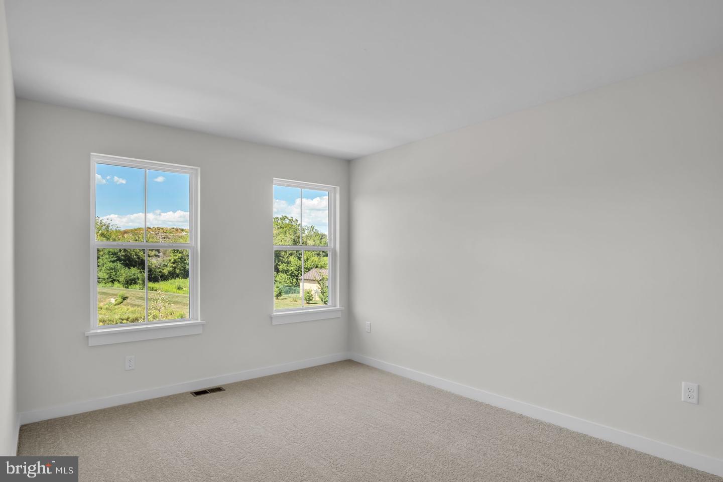 JEFFERSON COURT - Residential